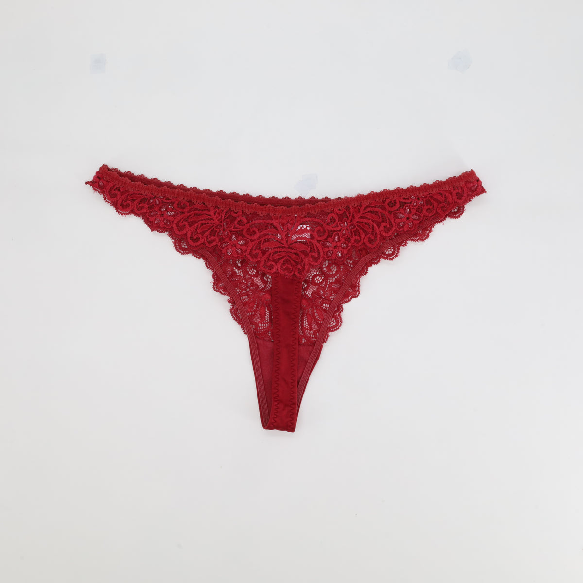 String Triumph Rouge