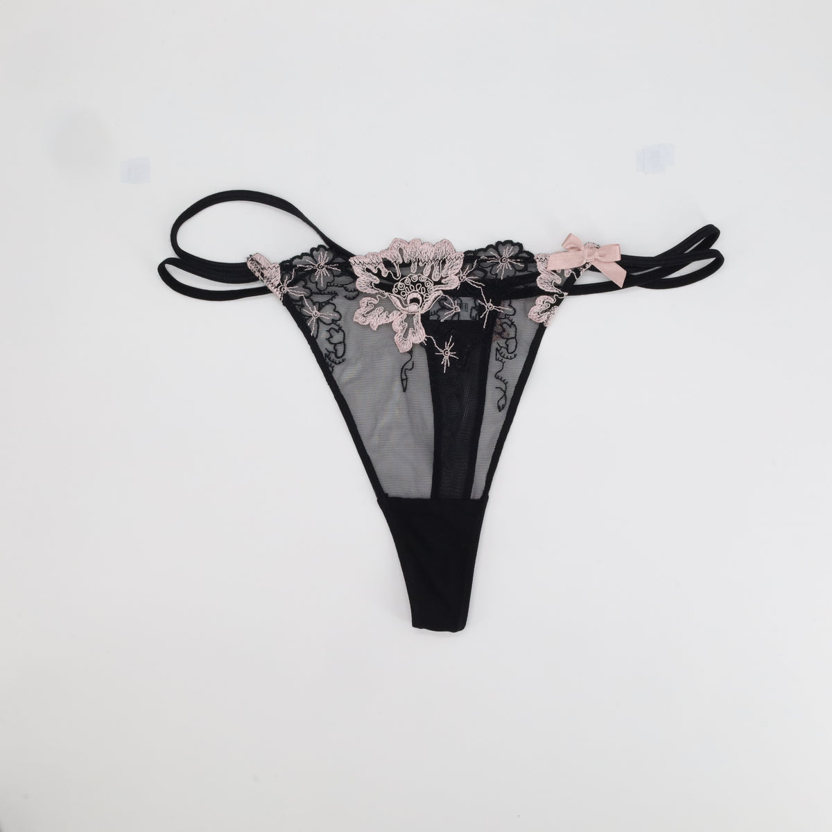 String Lise Charmel Noir