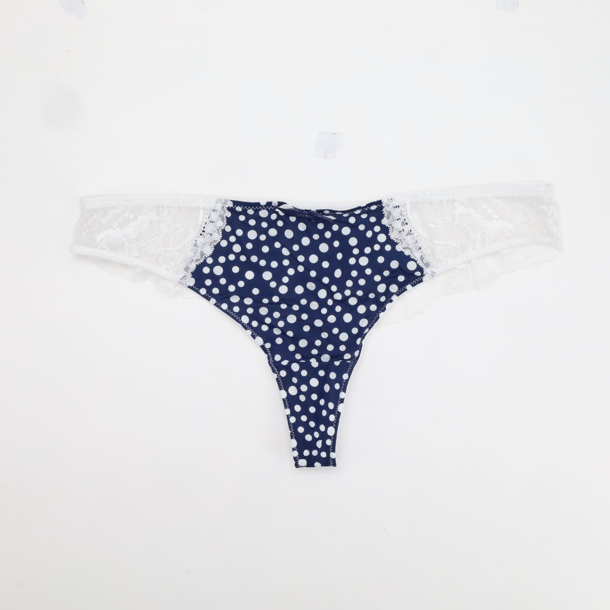 String Charlott' Bleu