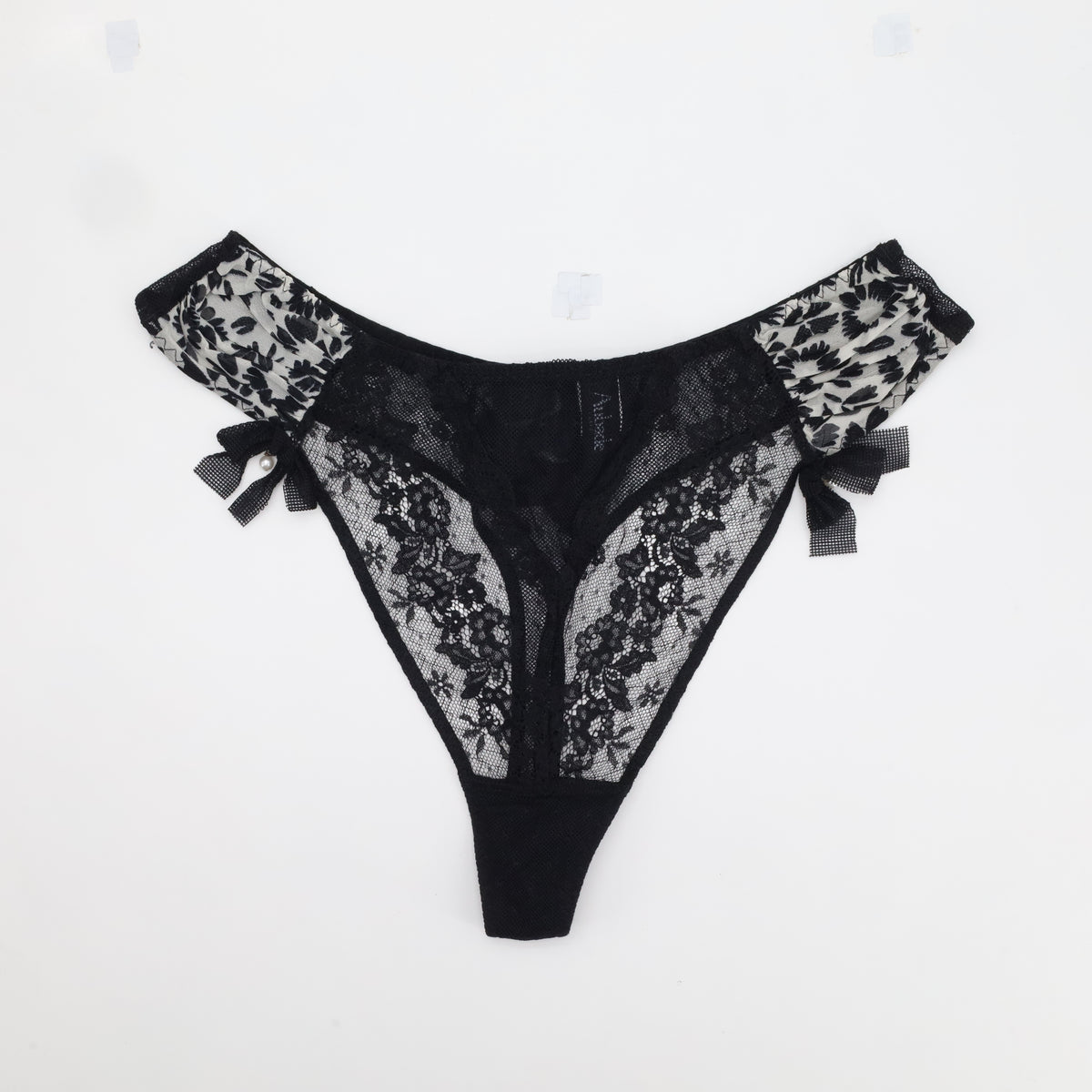 String Aubade Noir