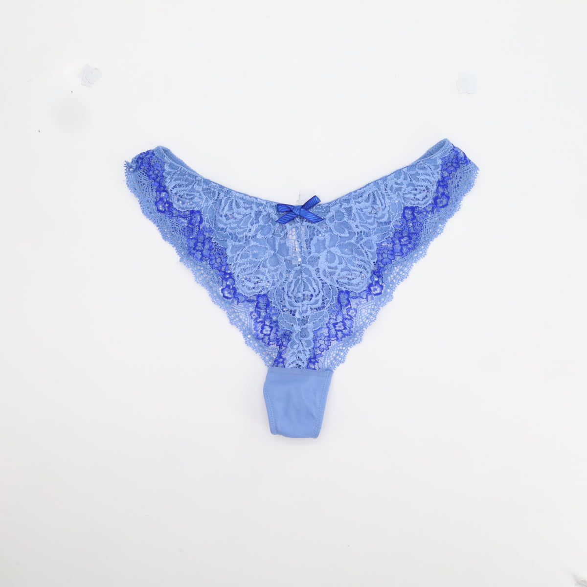 String RougeGorge Bleu