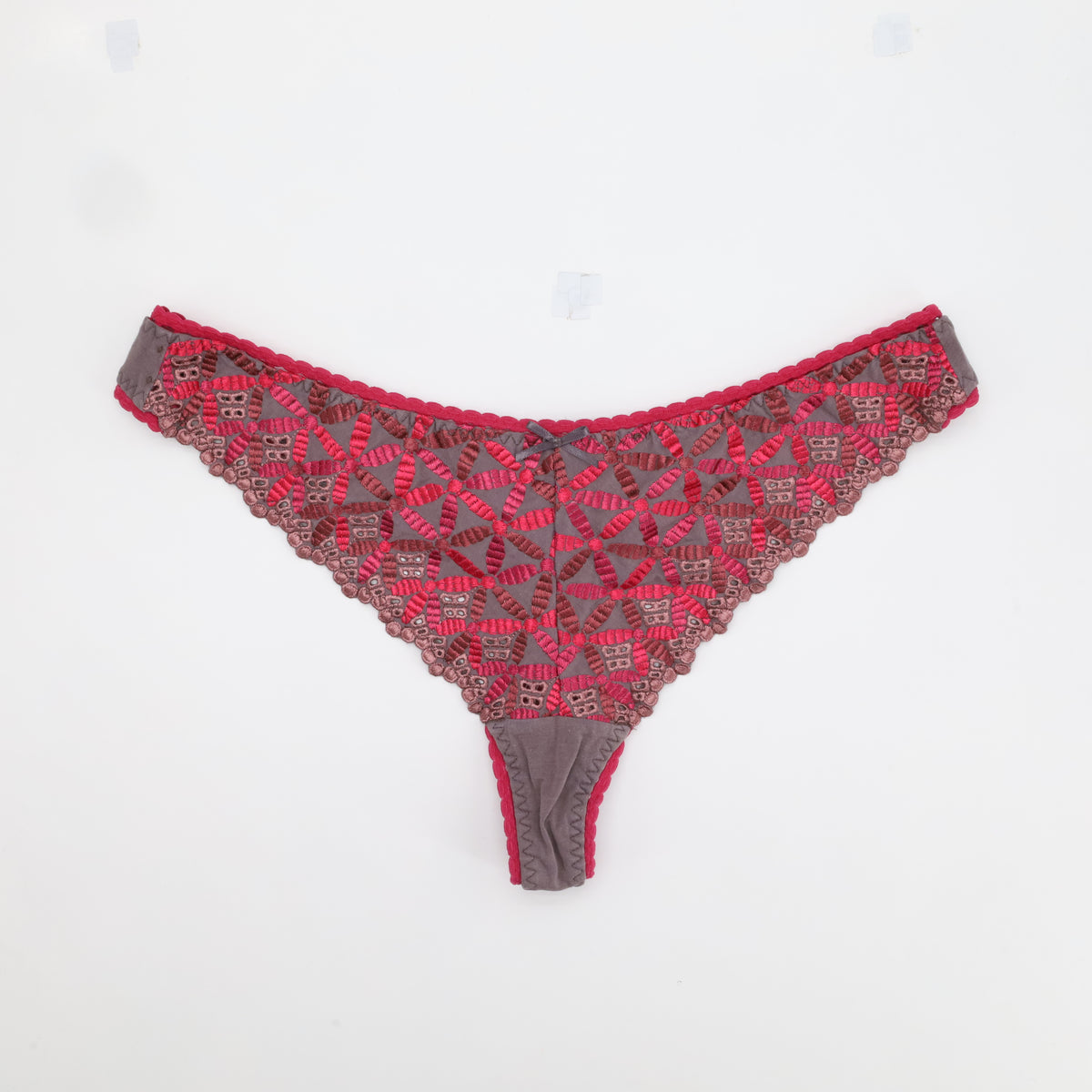 String Aubade Rose