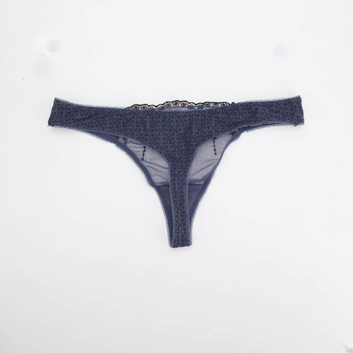 String Gris