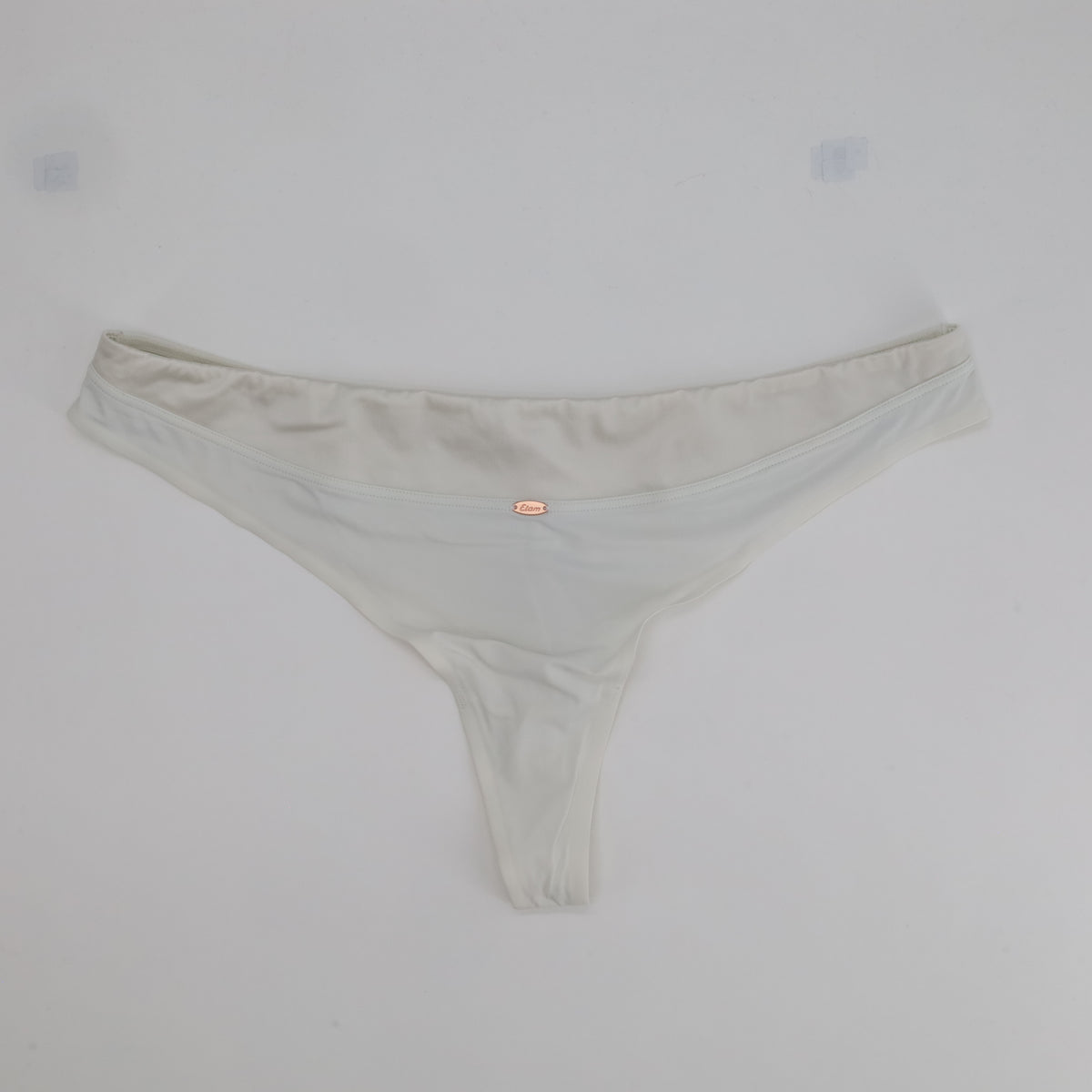 String ETAM Blanc