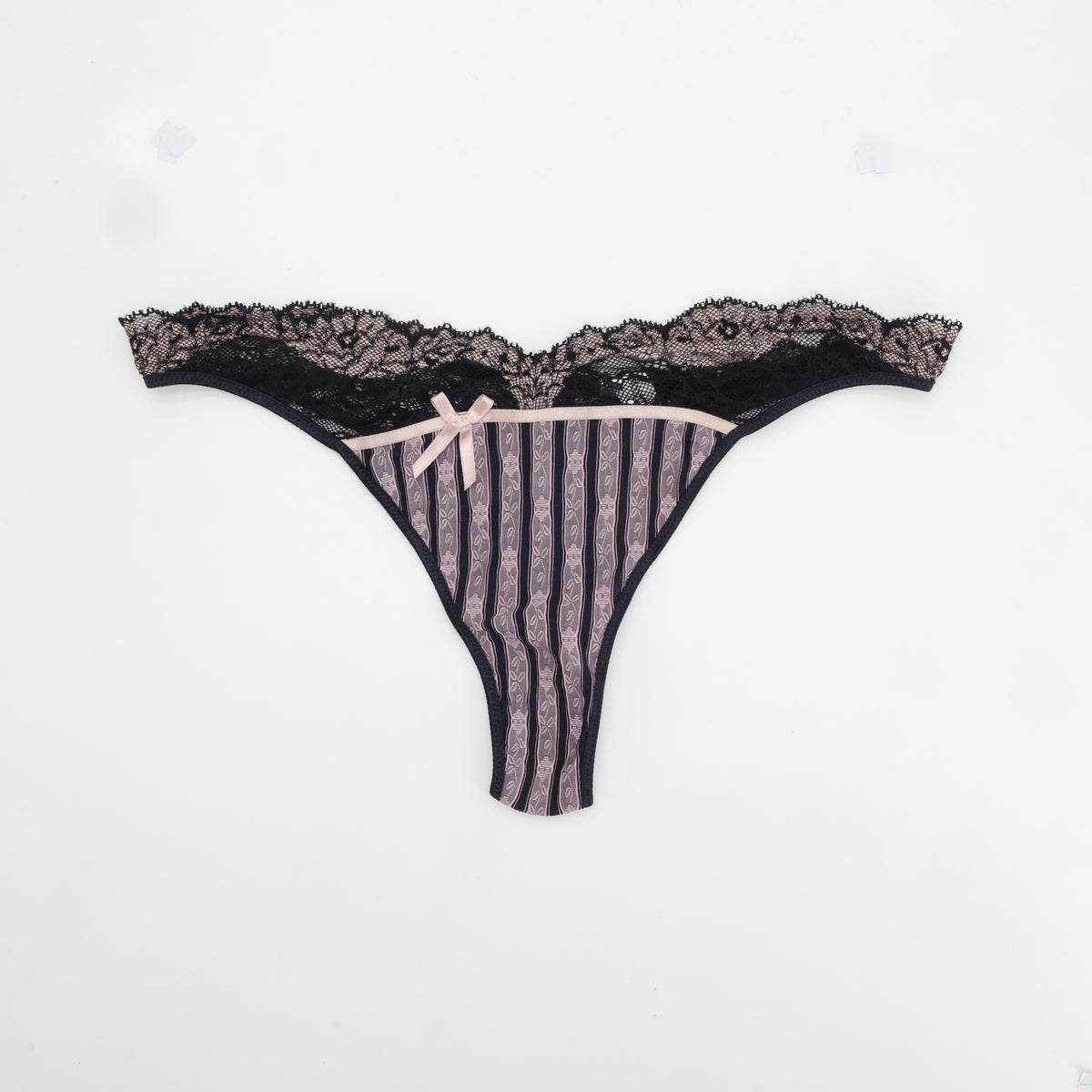 String Passionata Noir