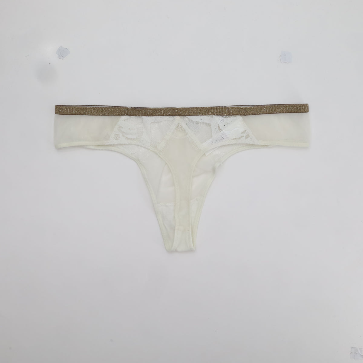 String Barbara Blanc
