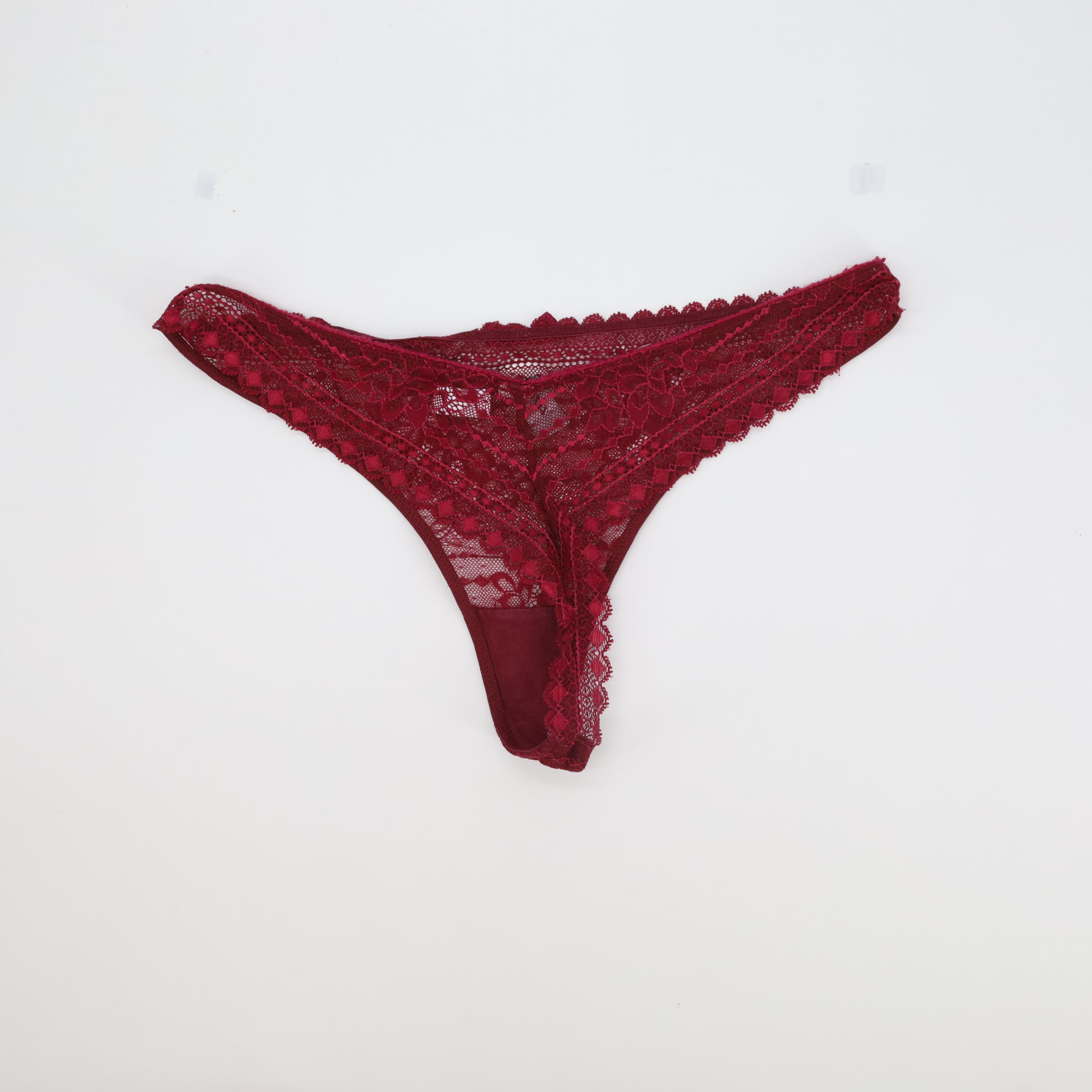 String ETAM Rouge