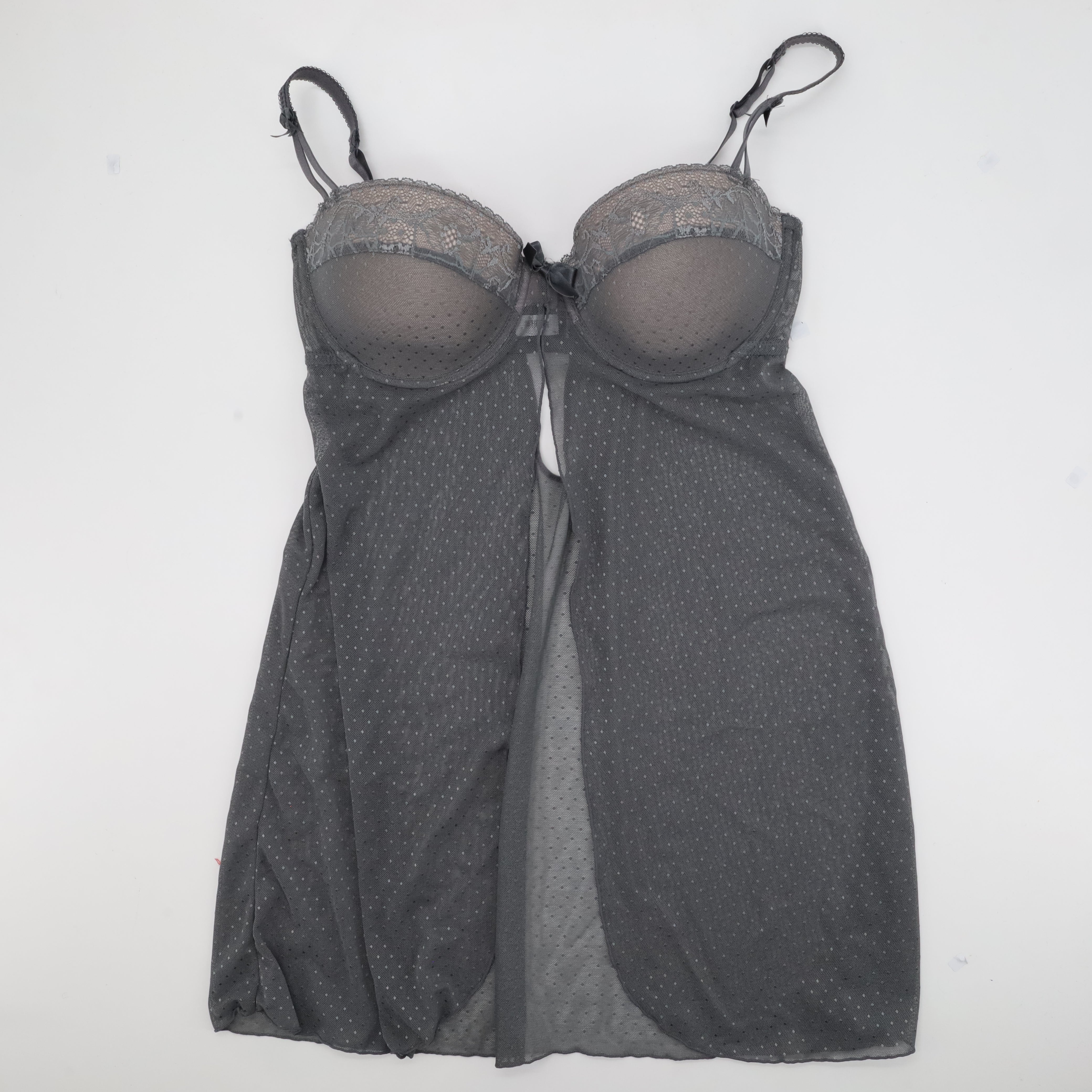 Nuisette Marque inconnue Gris