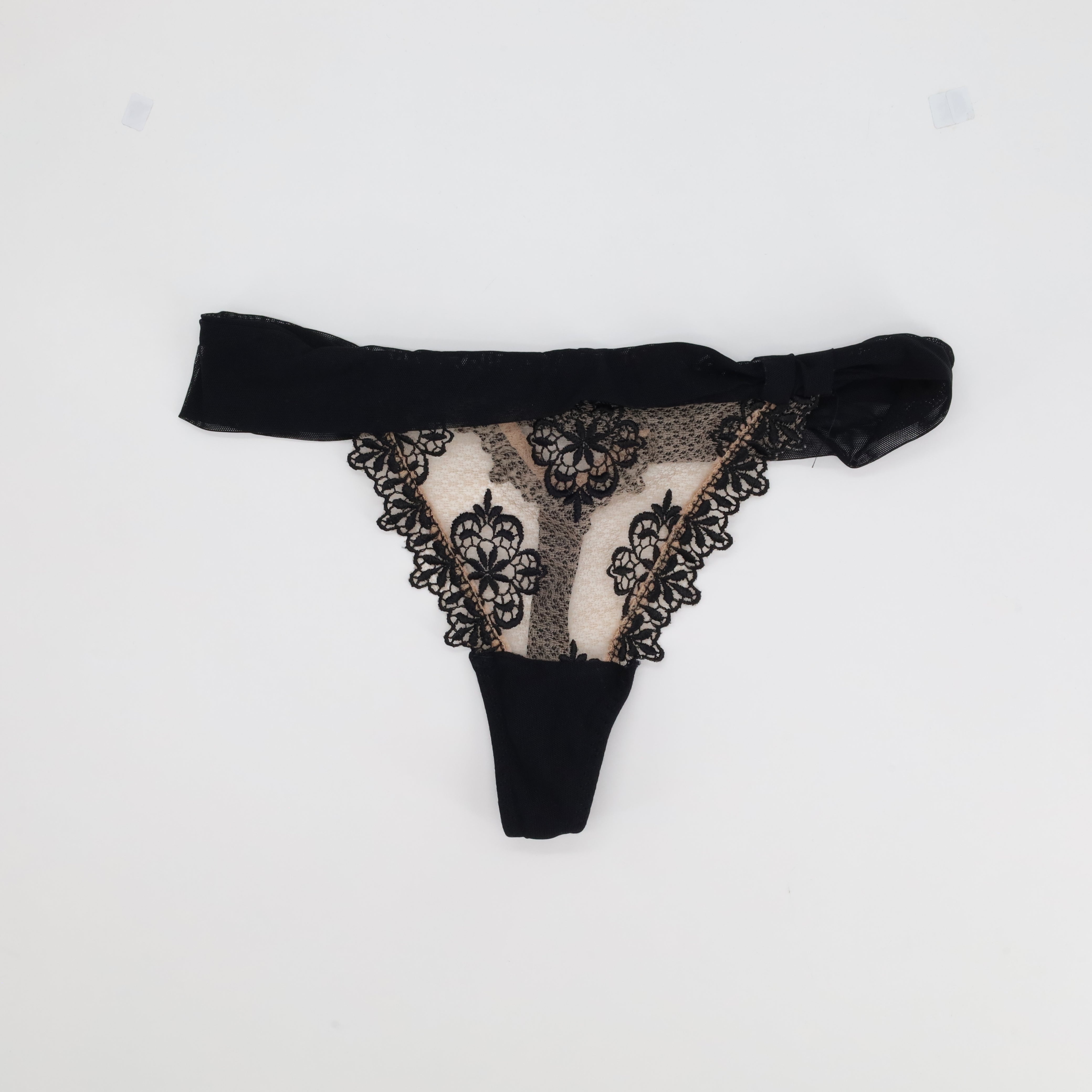 String Aubade Noir