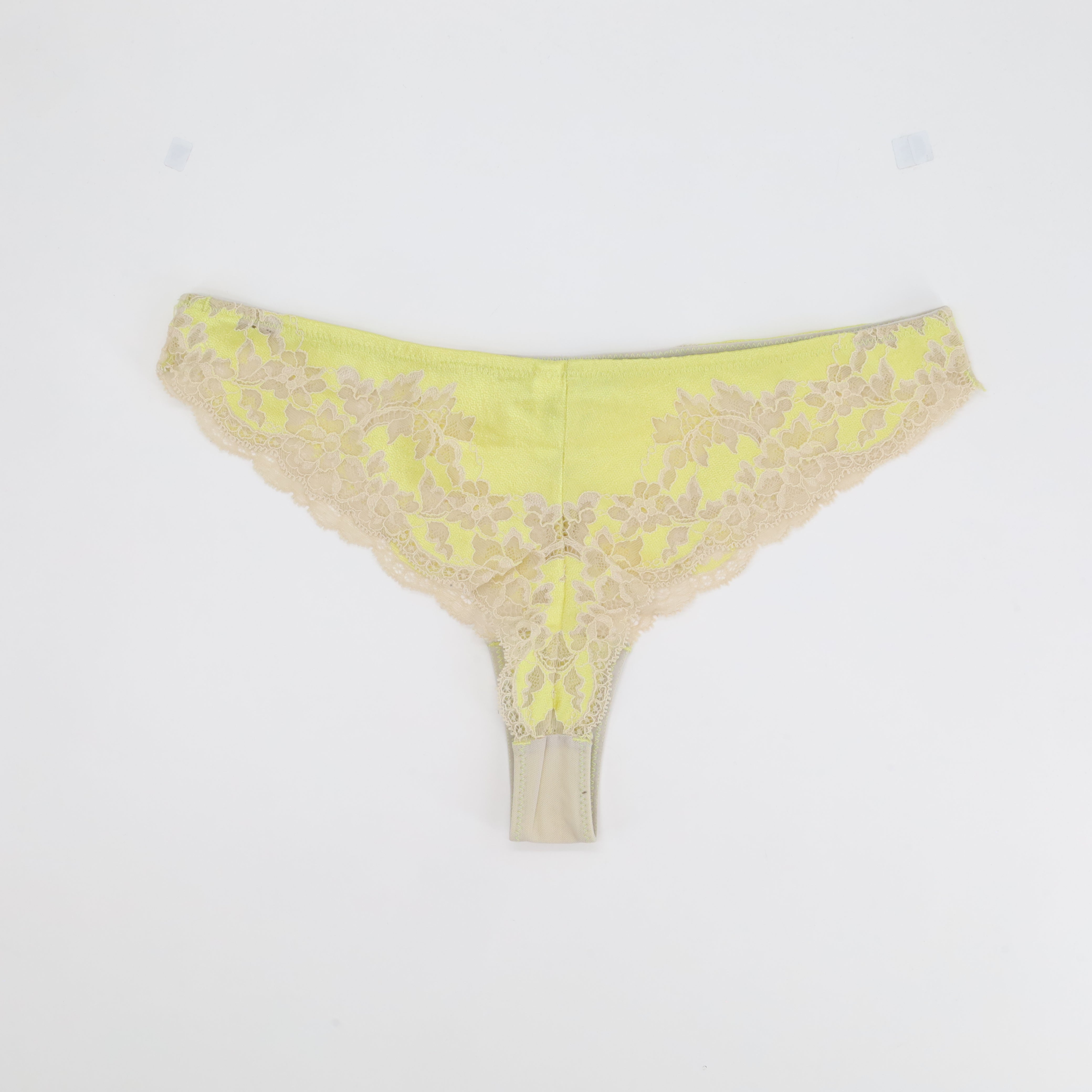 Tanga RougeGorge Jaune