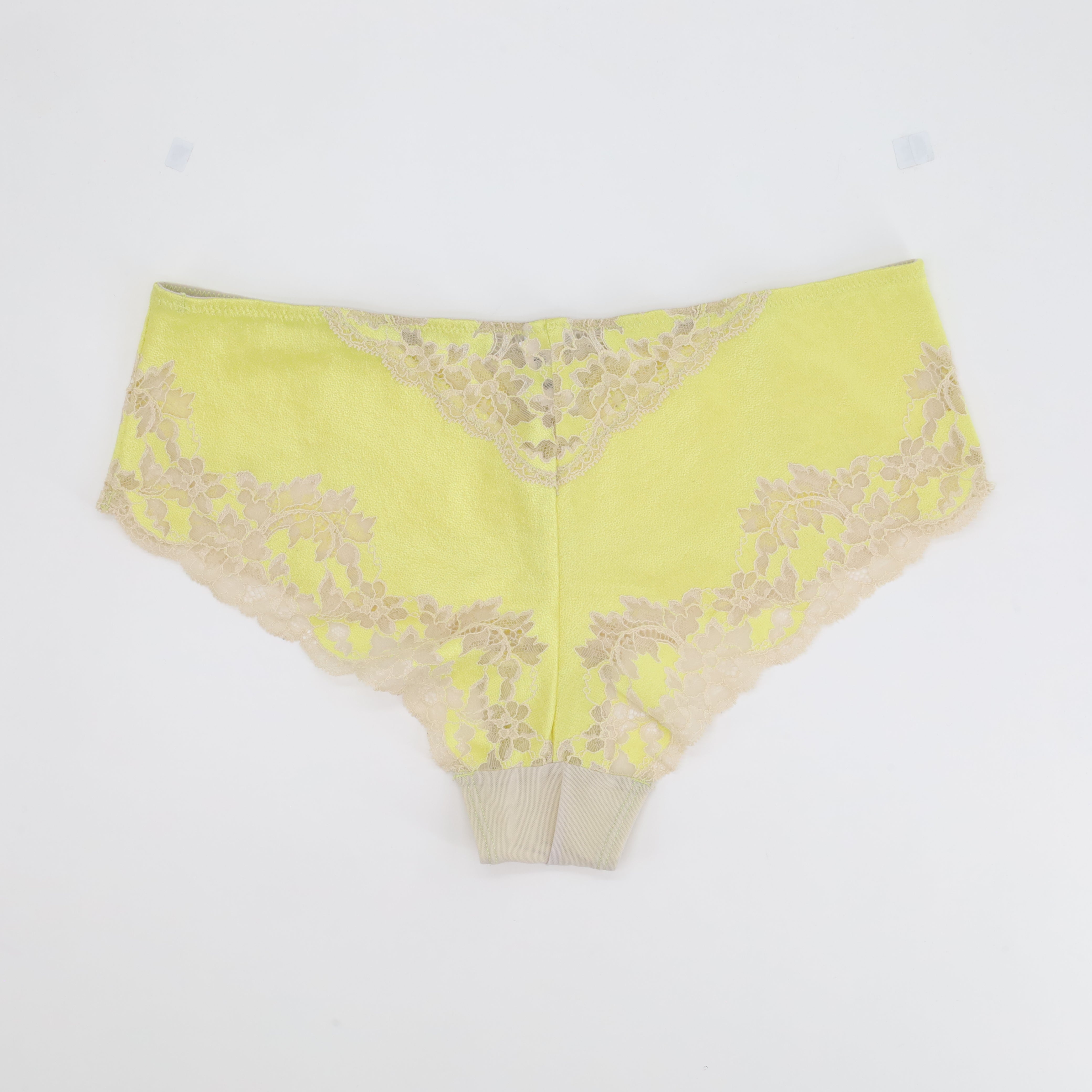 Shorty RougeGorge Jaune