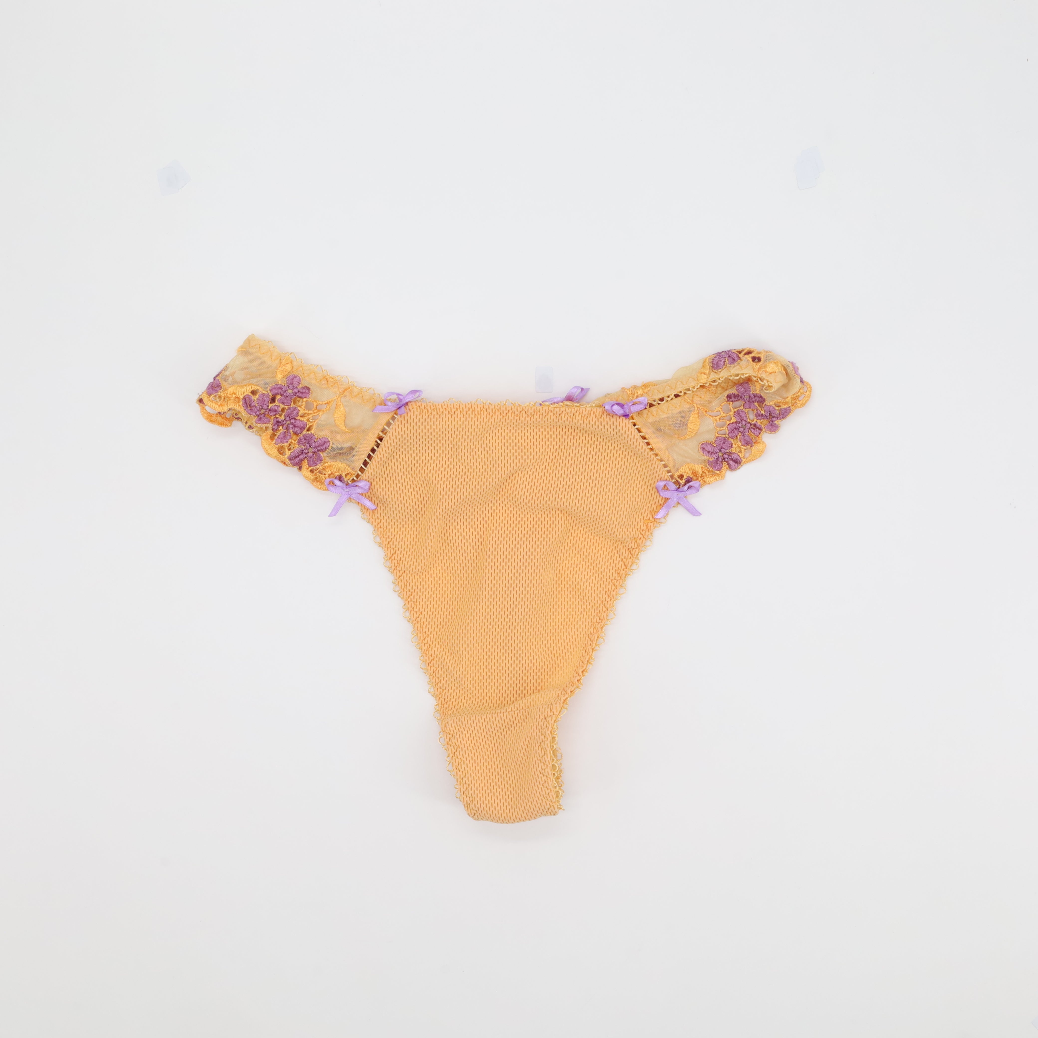 String Allande Orange