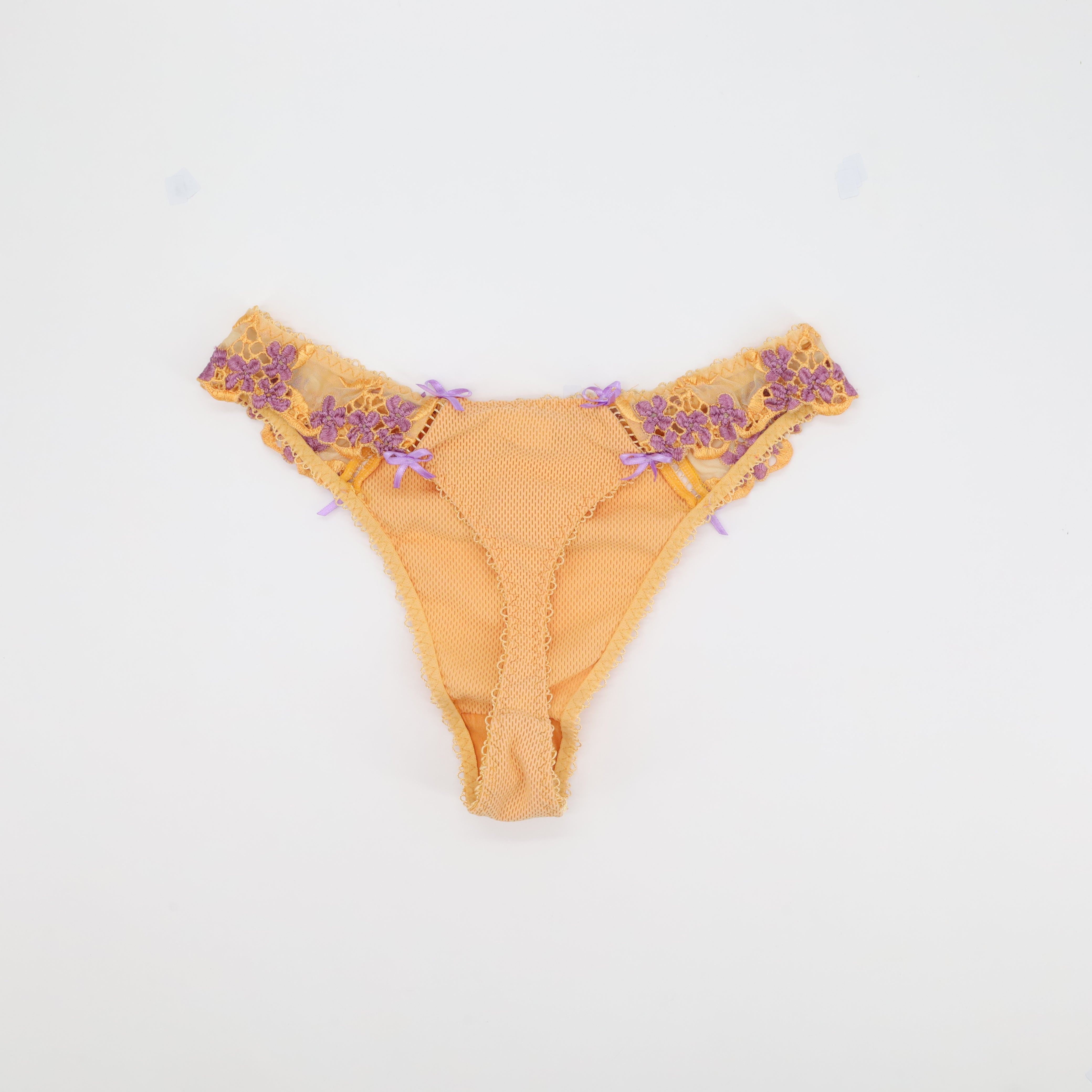 String Allande Orange