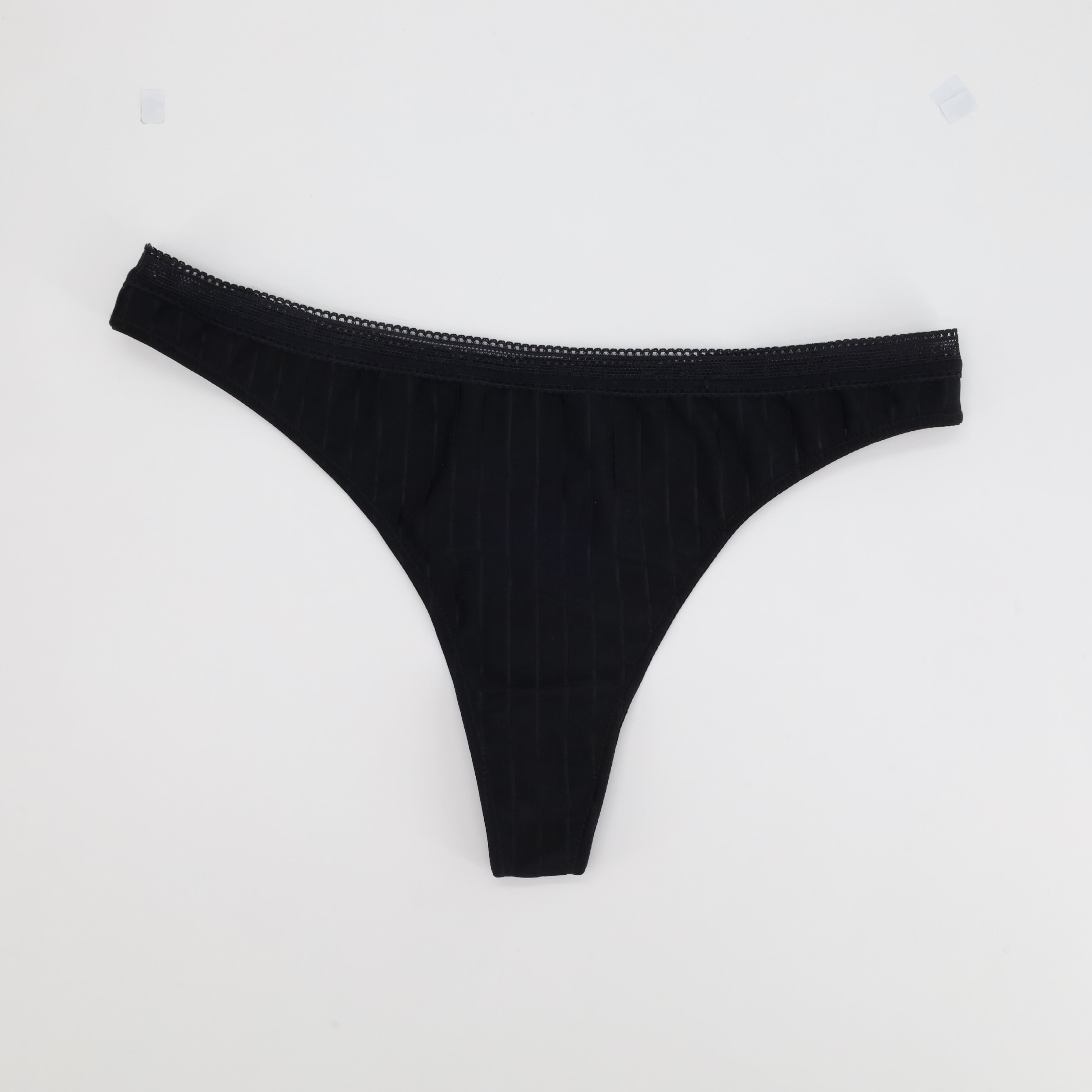 String Billet doux Noir