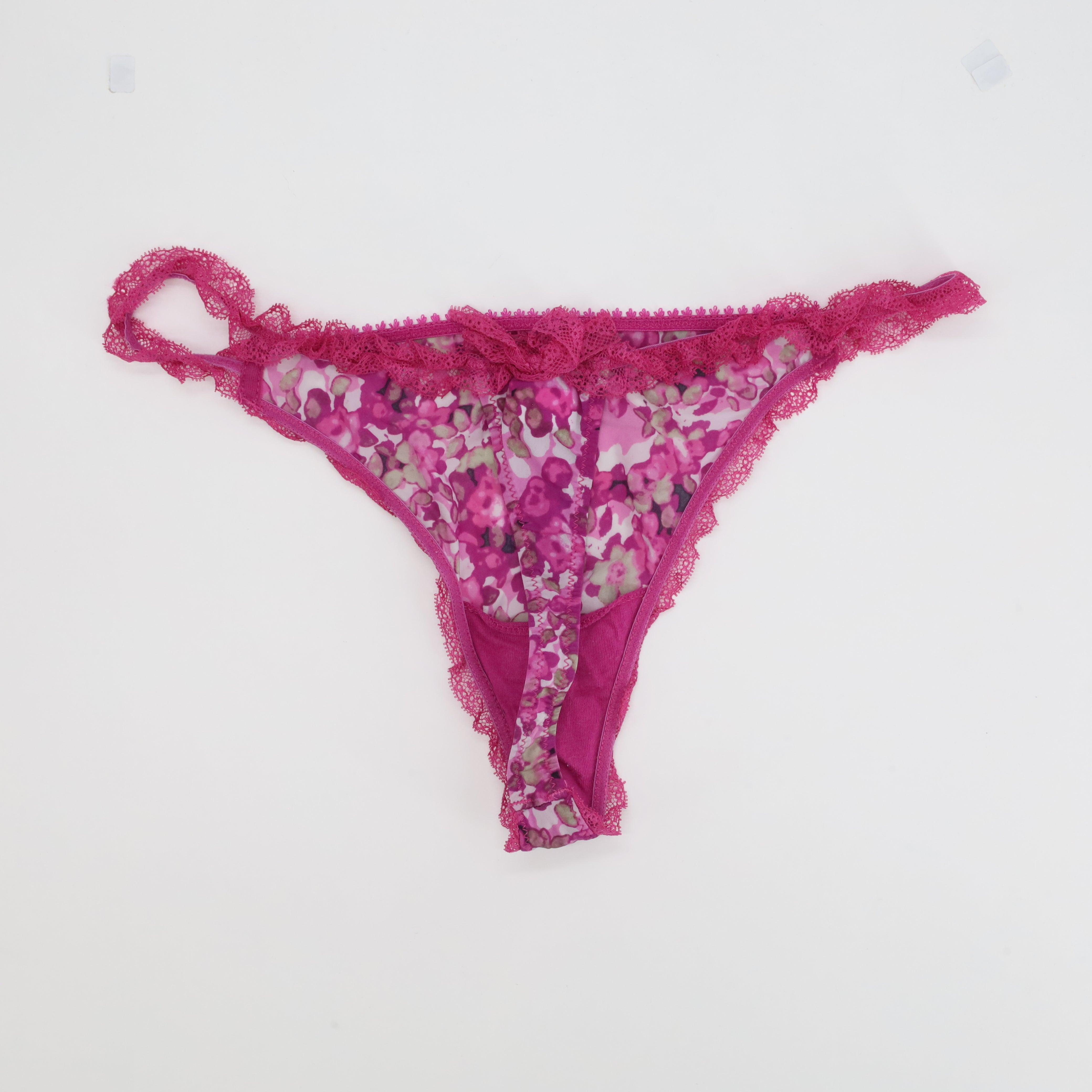 String ETAM Rose
