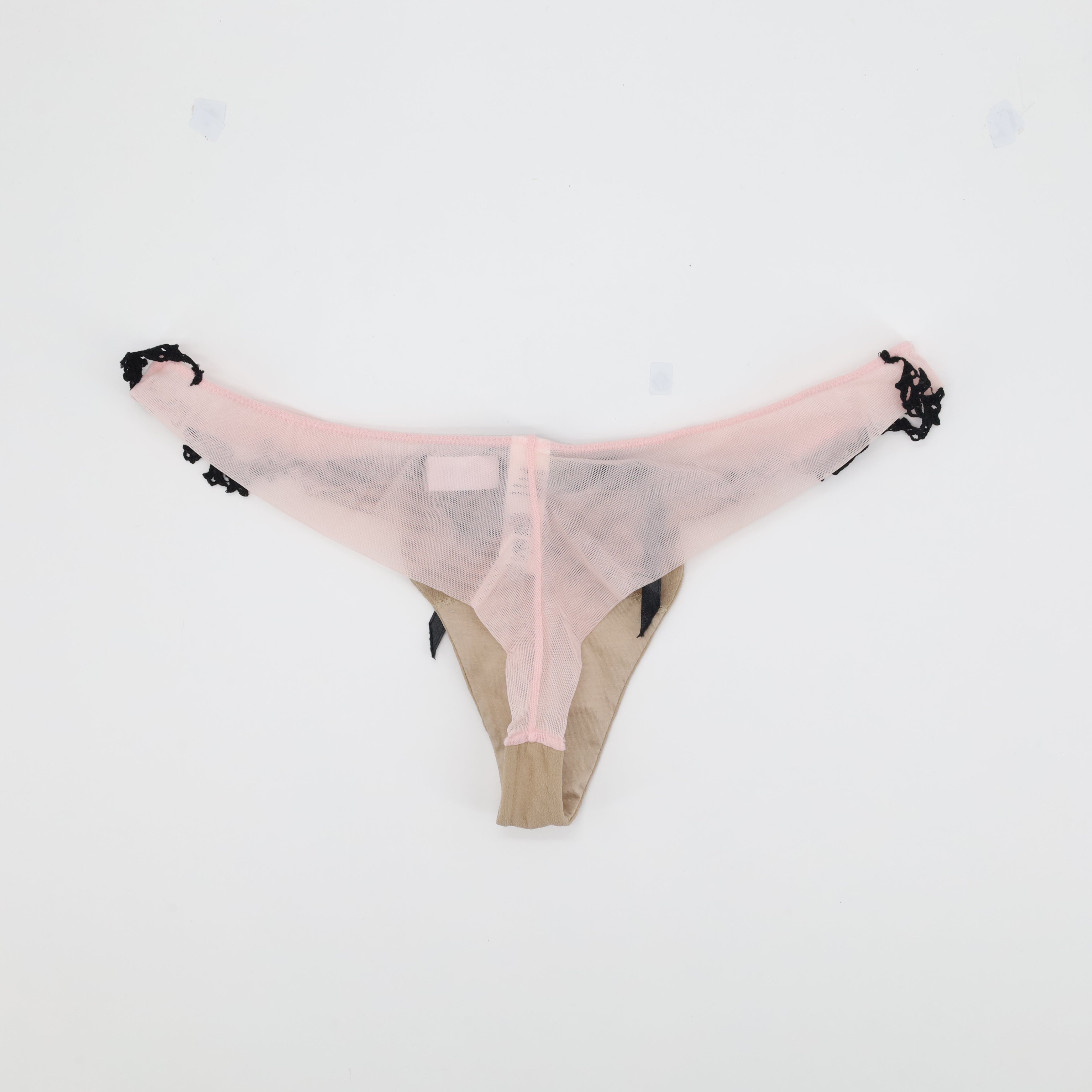 String La Perla Rose