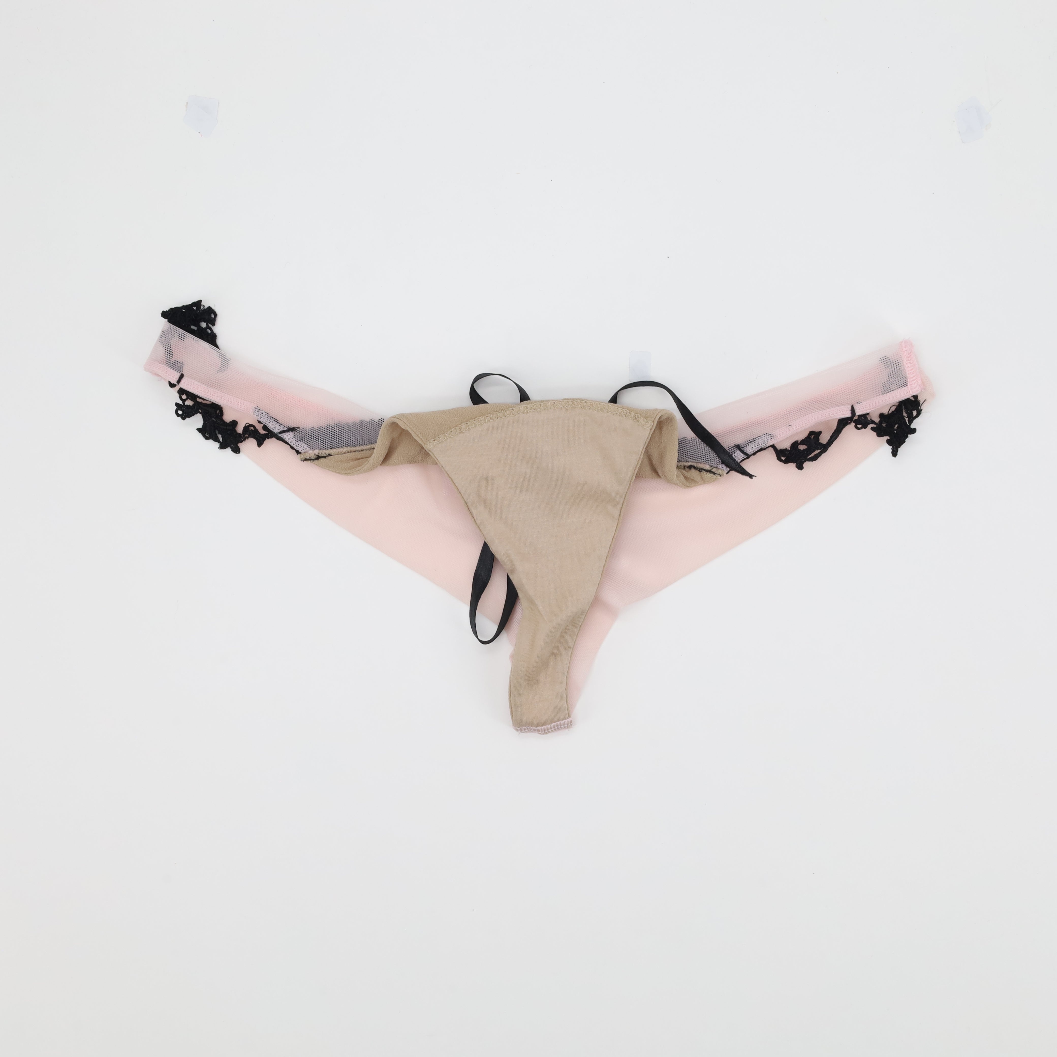 String La Perla Rose