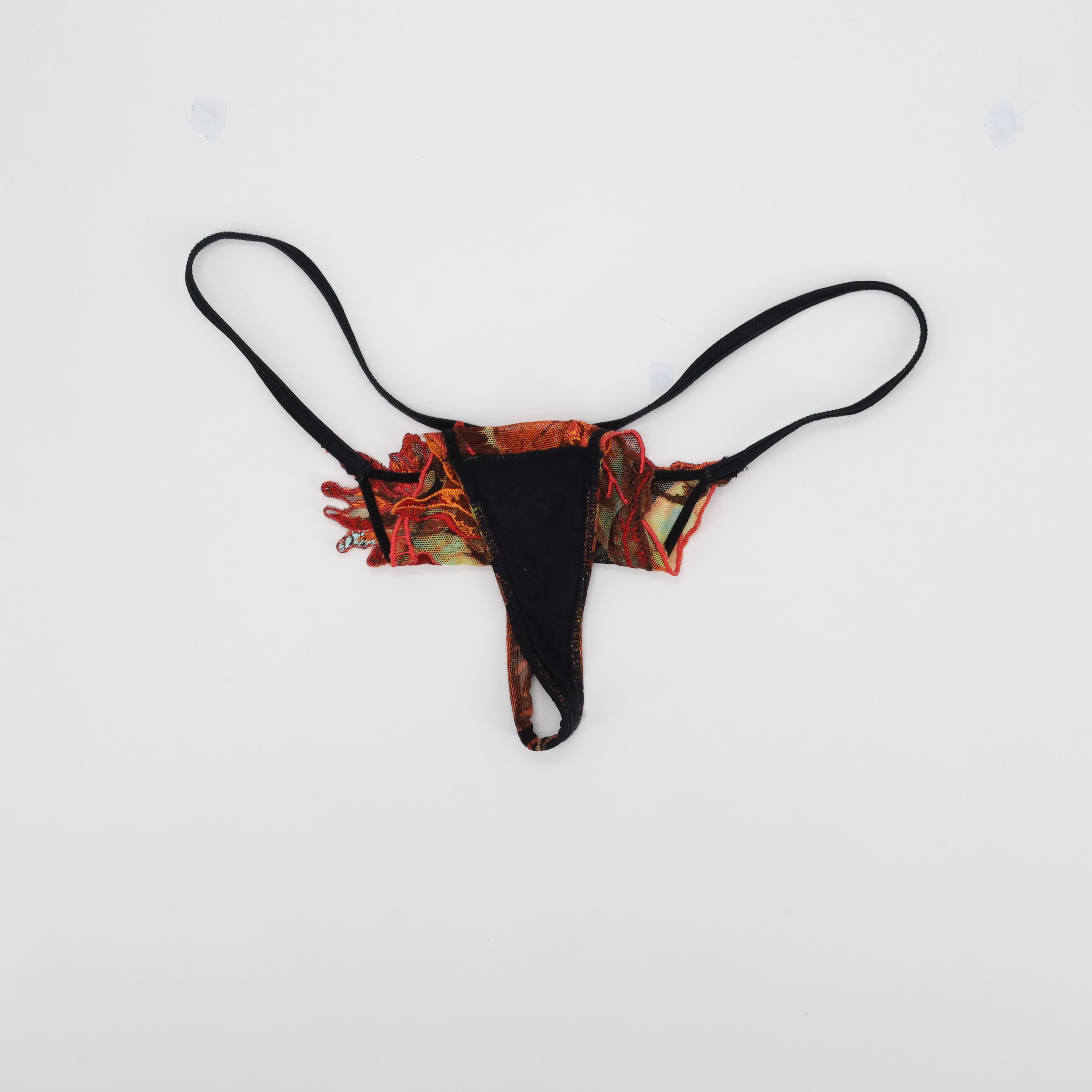 String Lise Charmel Noir