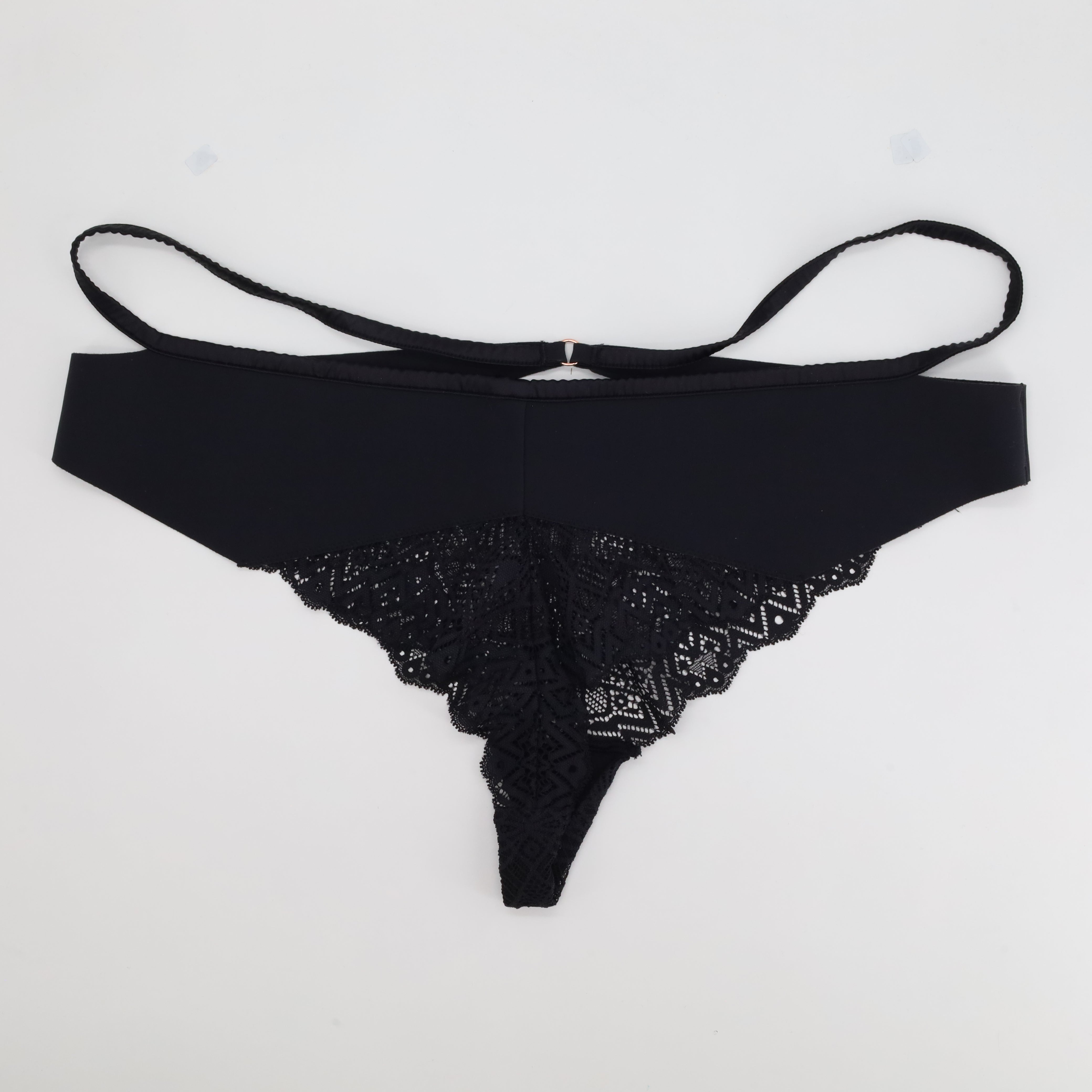 Tanga RougeGorge Noir