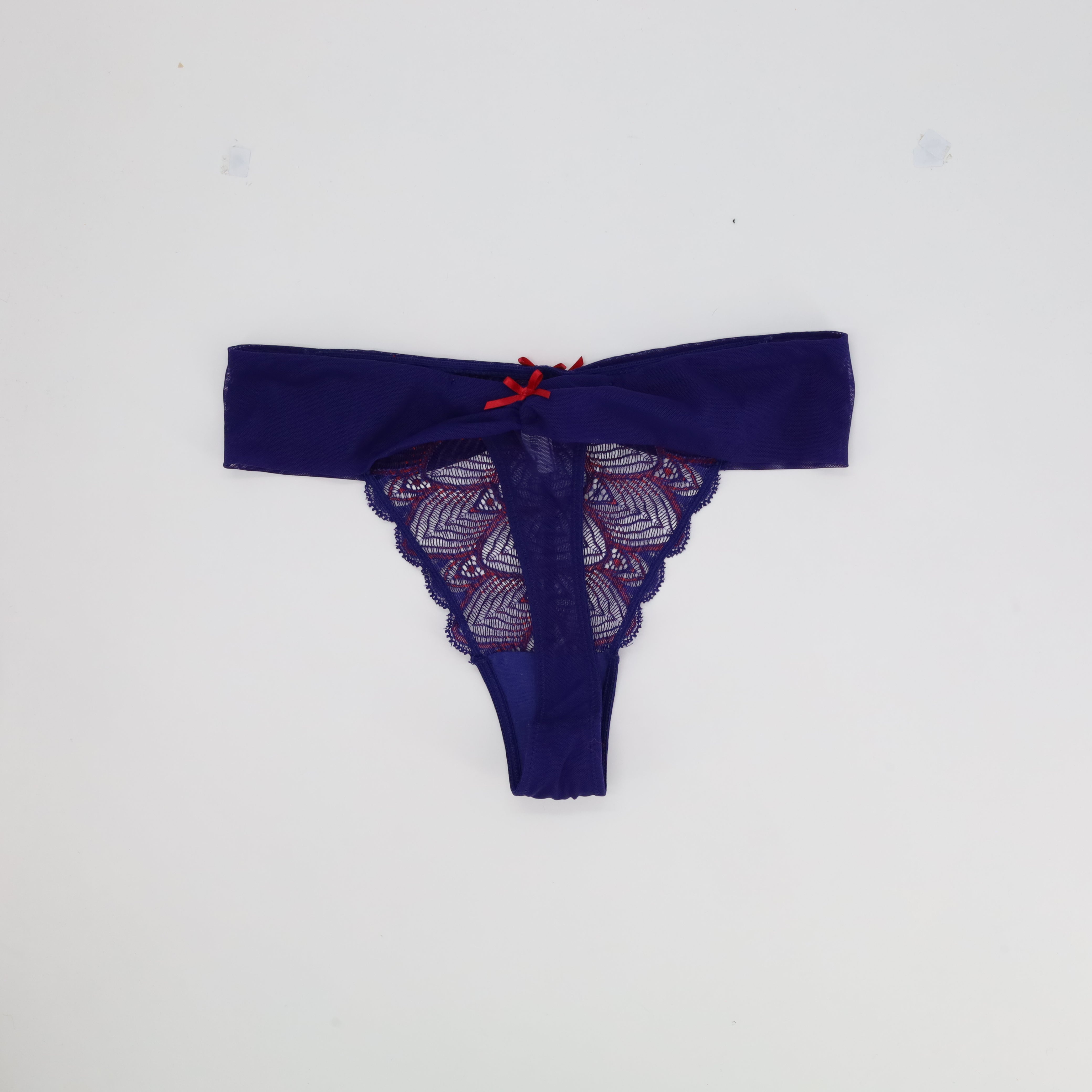 String RougeGorge Violet