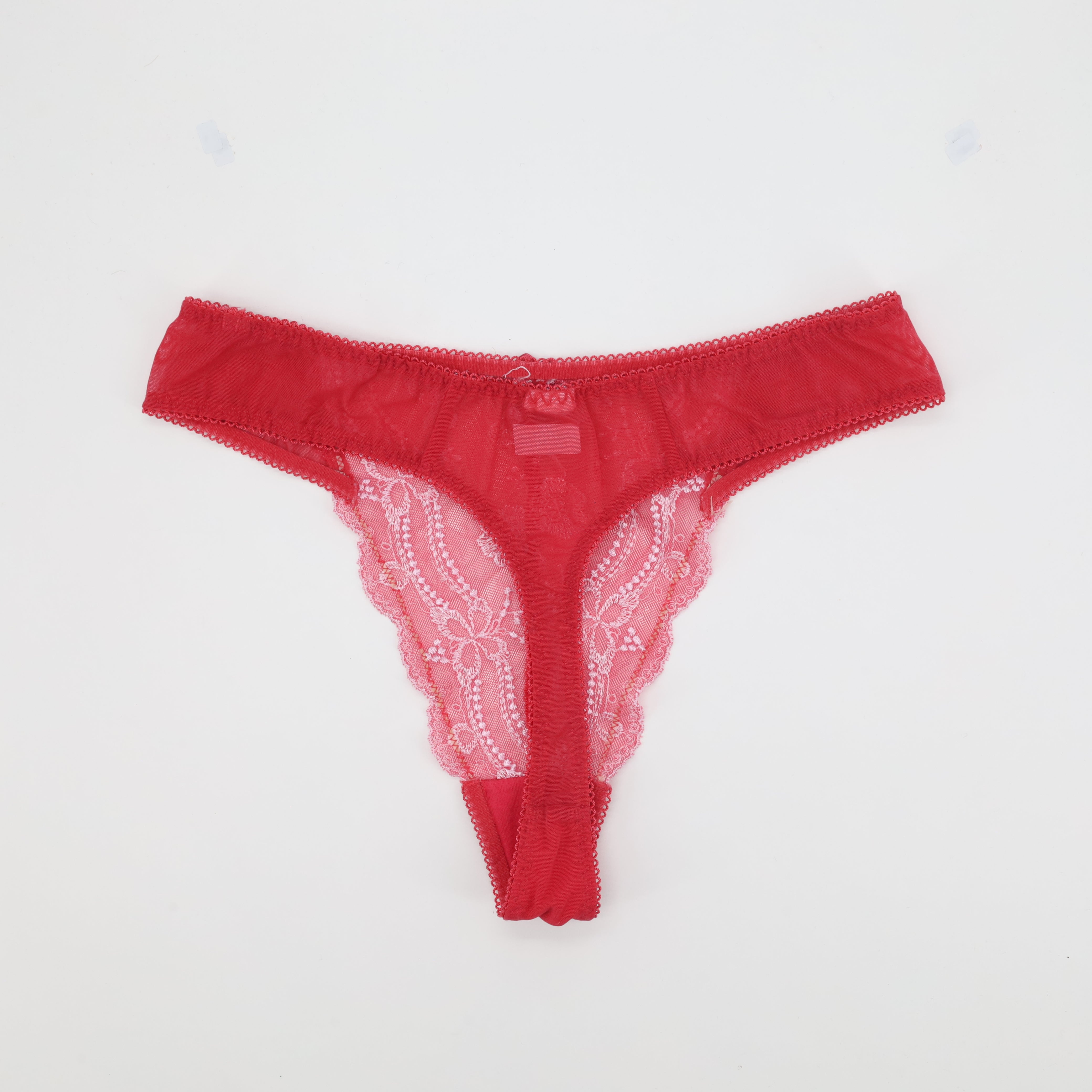 String Rouge