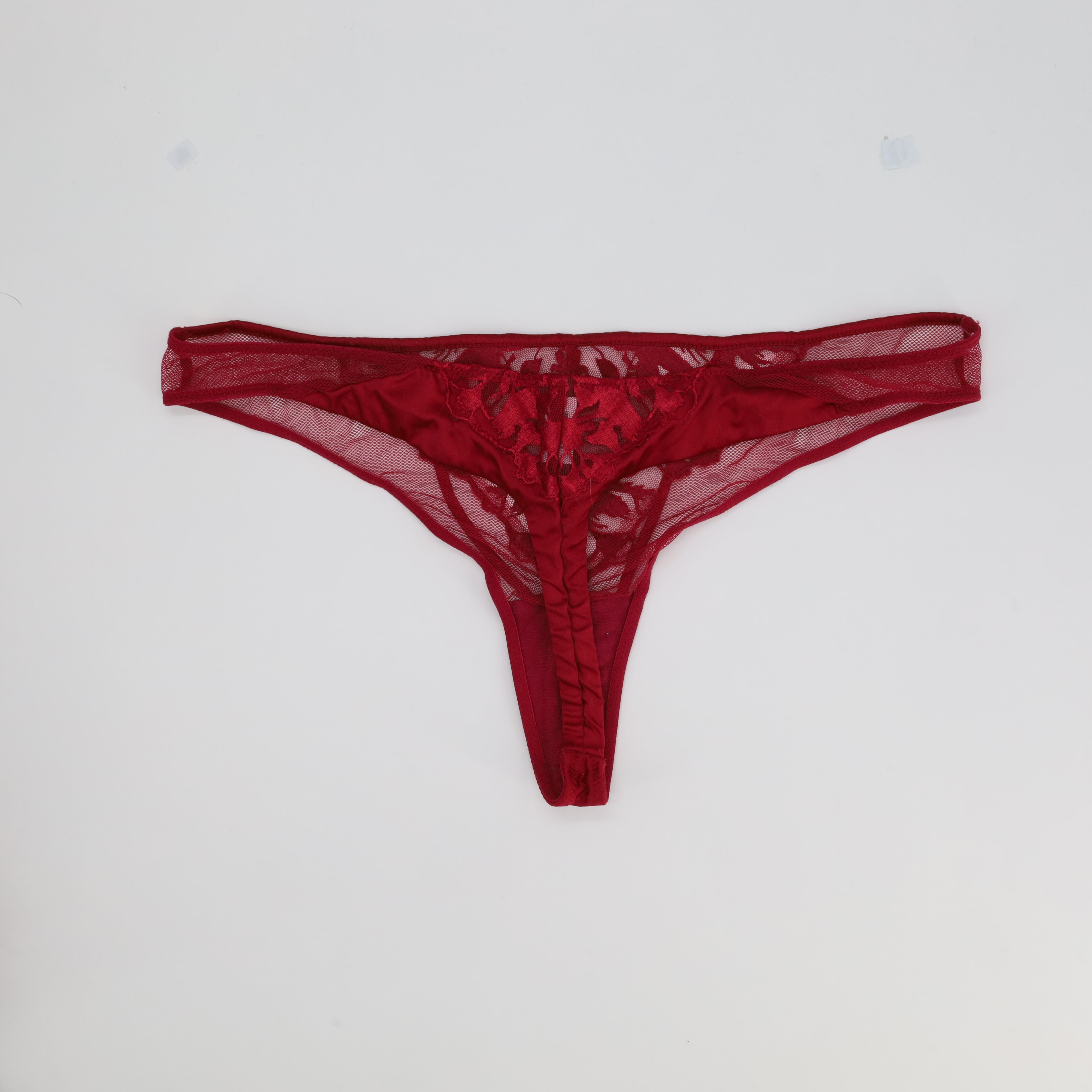 String Rose Rouge