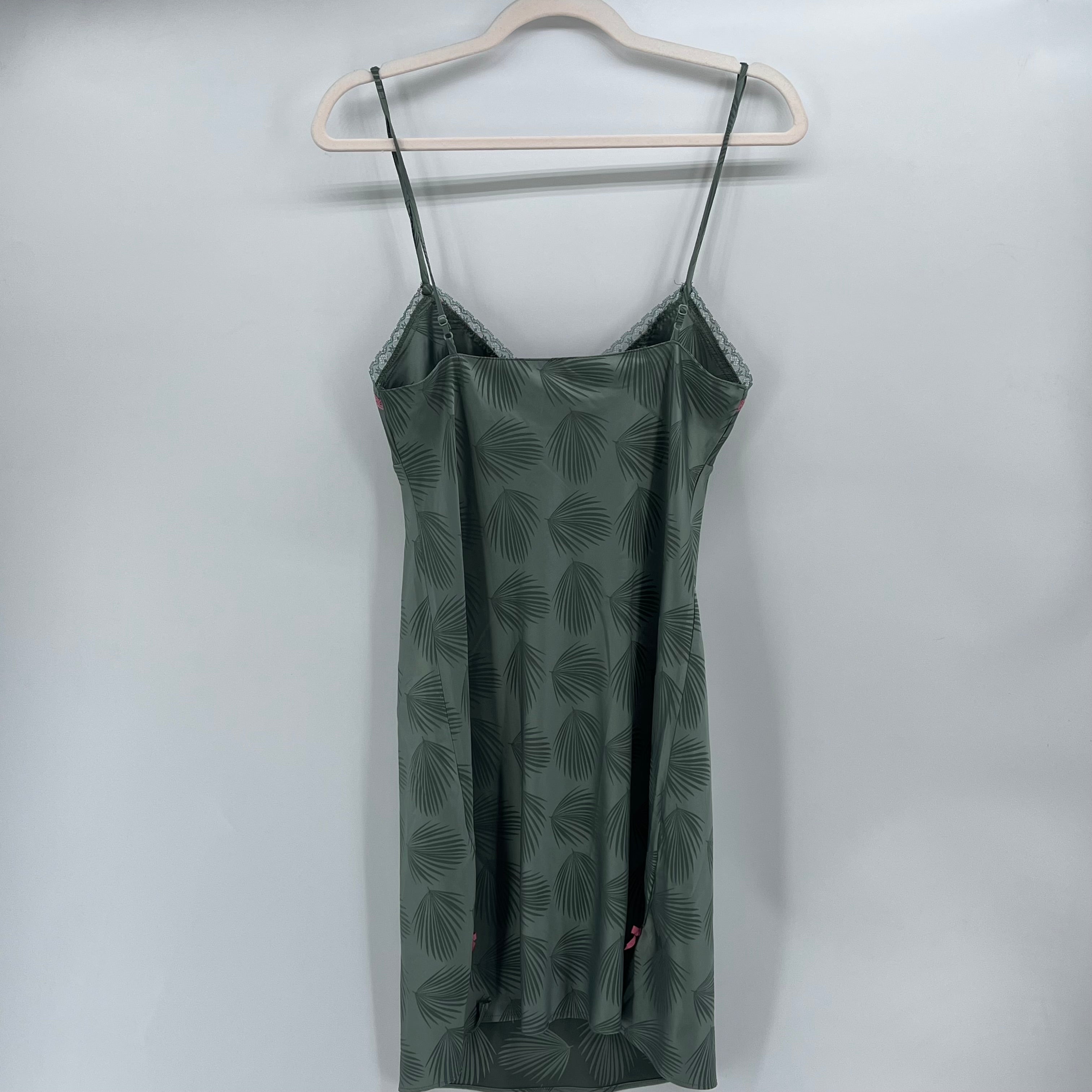 Nuisette ETAM Vert