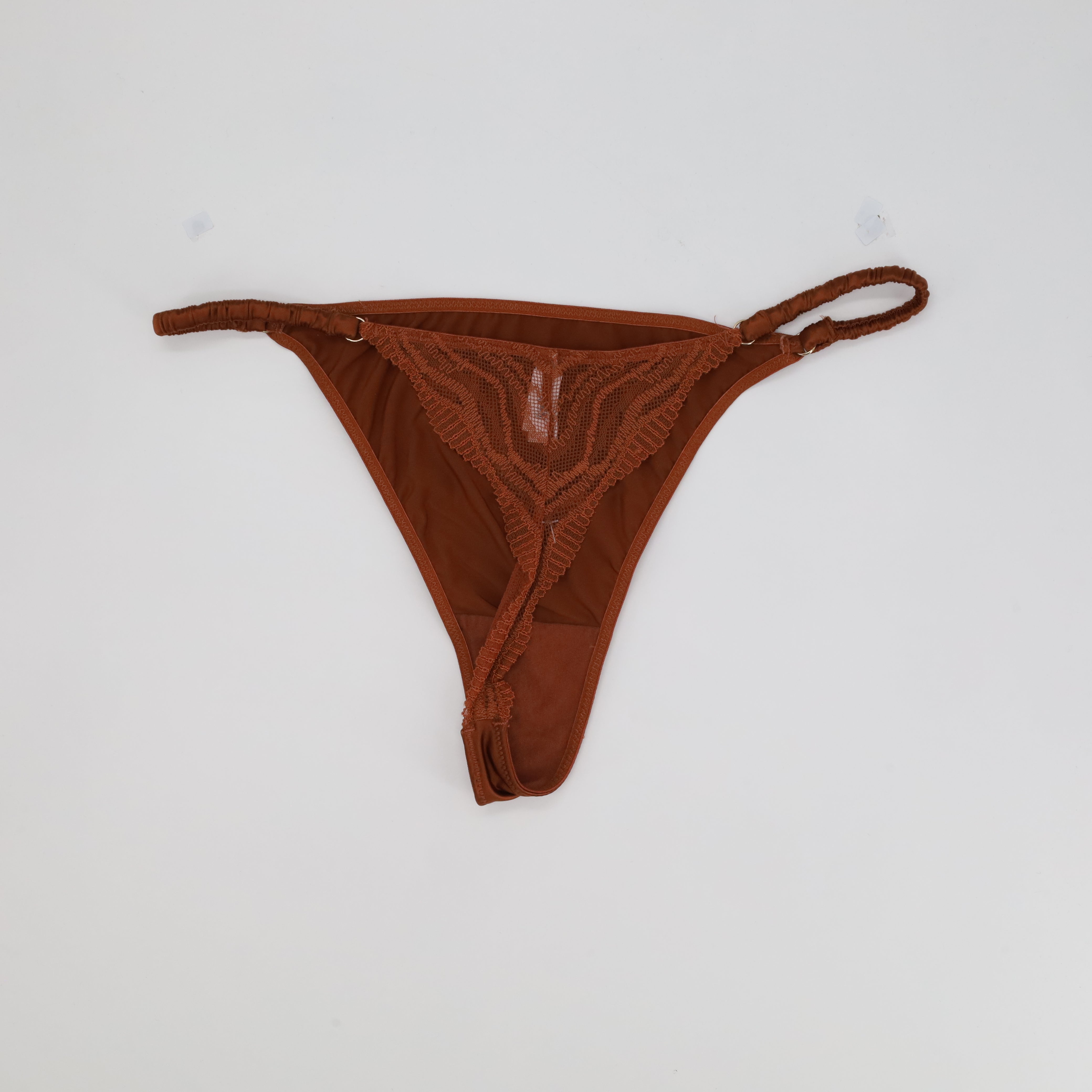 String RougeGorge Marron