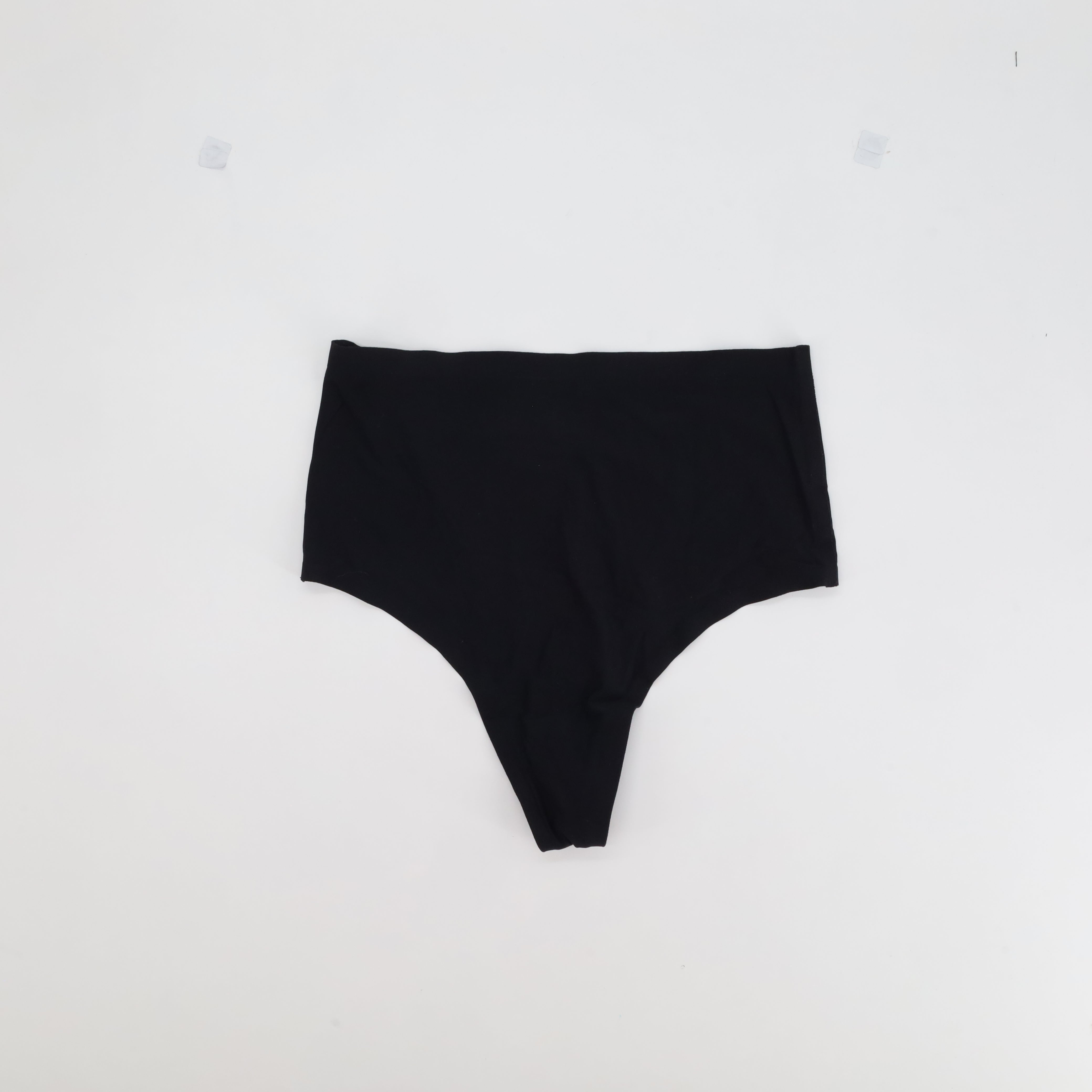 String Chantelle Noir