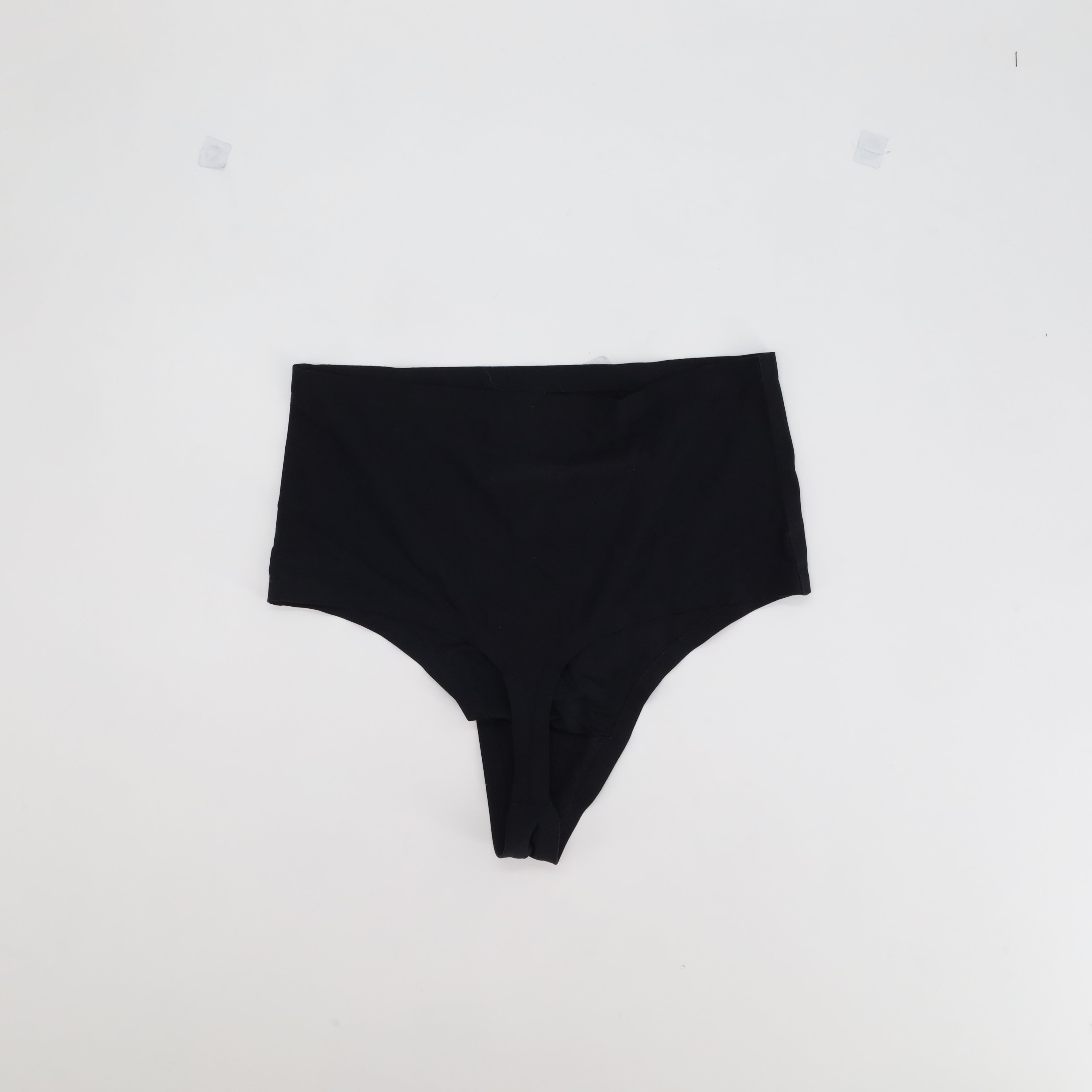 String Chantelle Noir