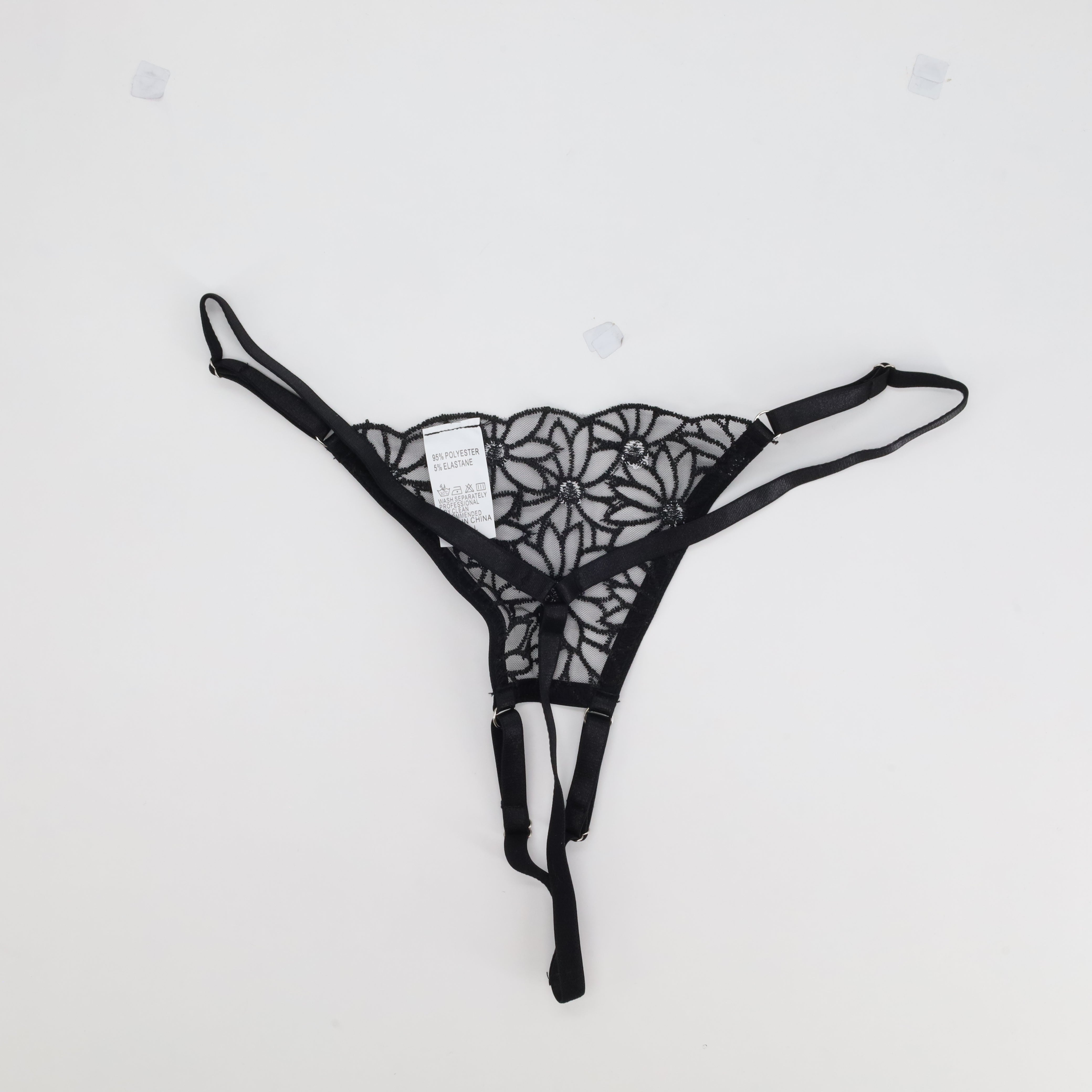 String Noir