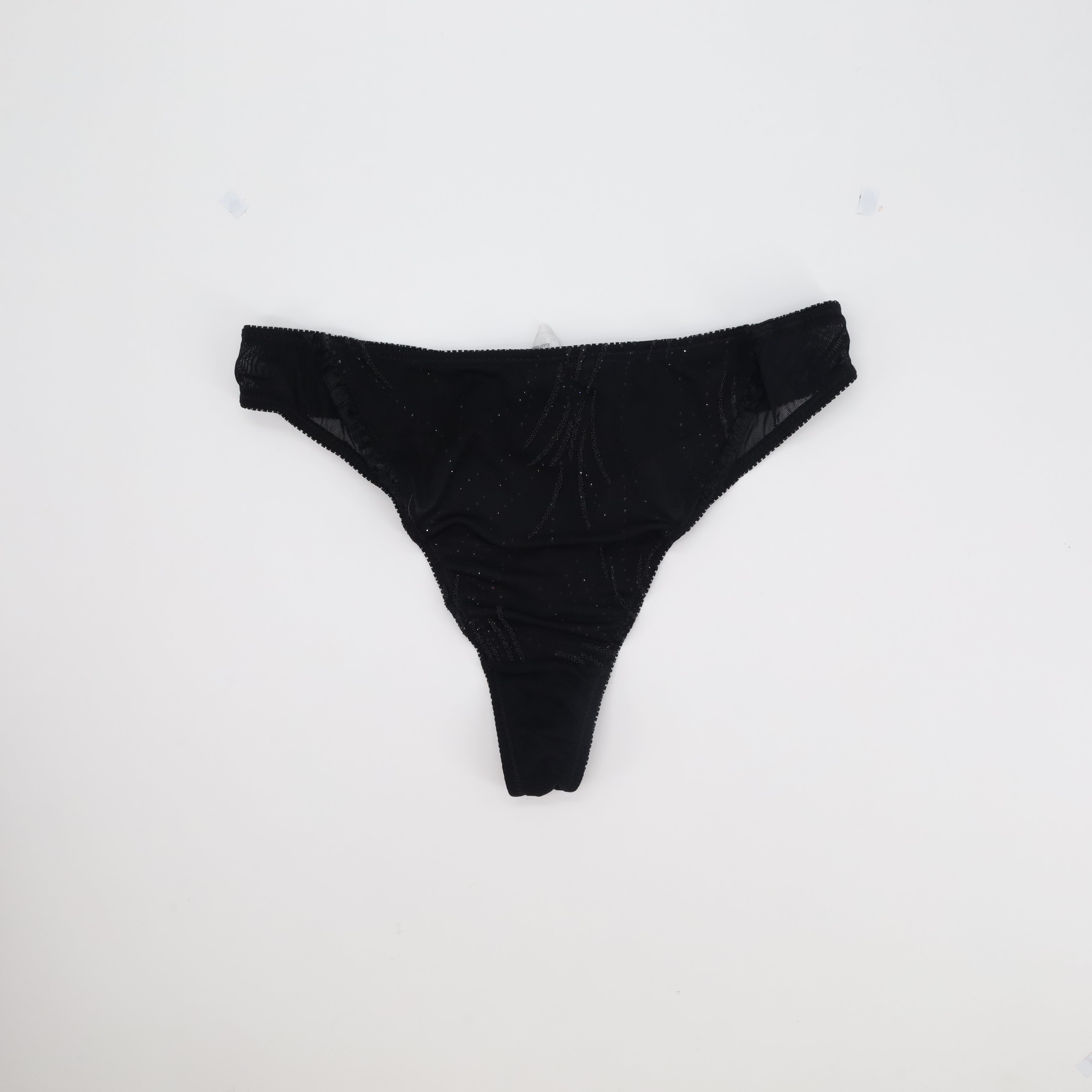 String Wonderbra Noir