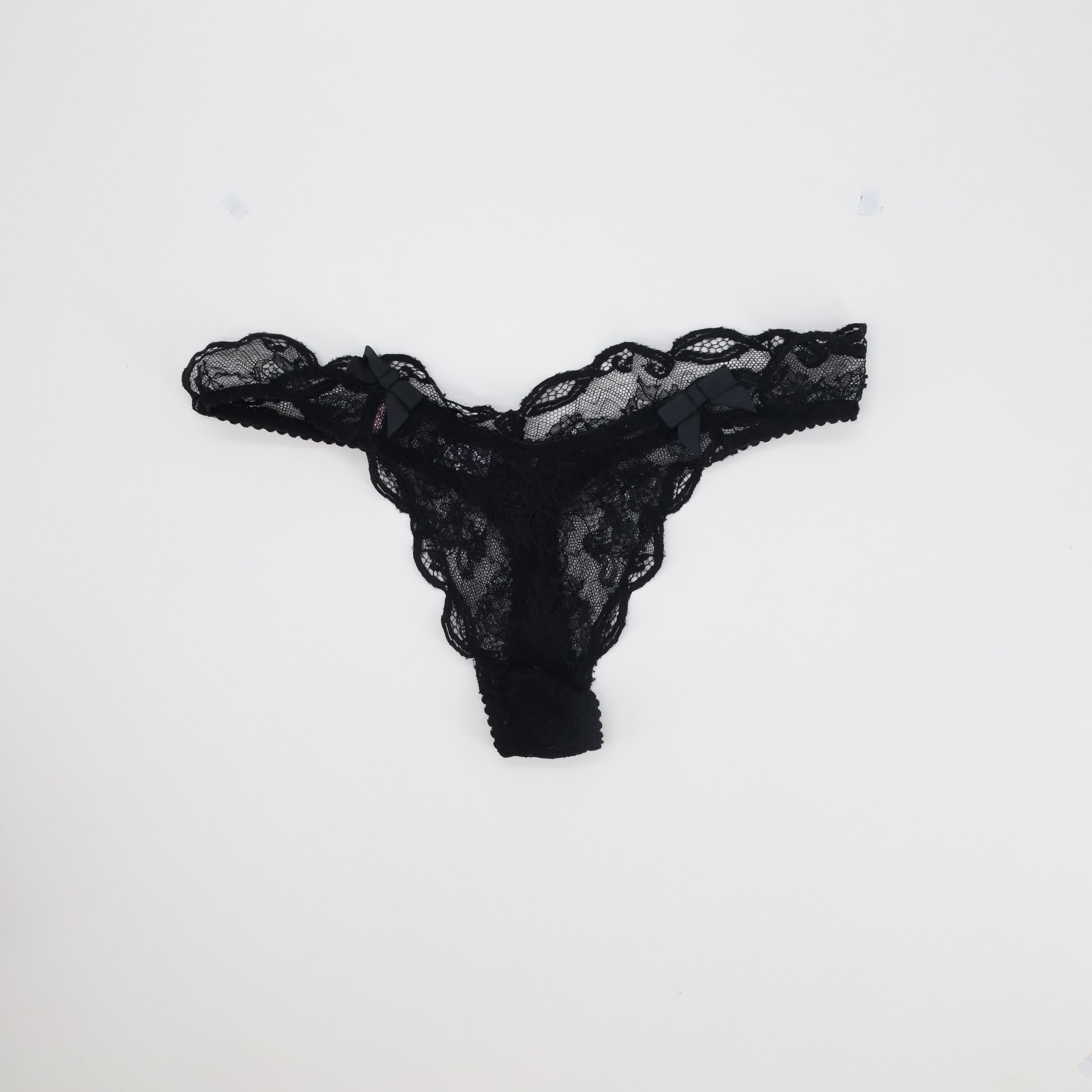 String Agent Provocateur Noir