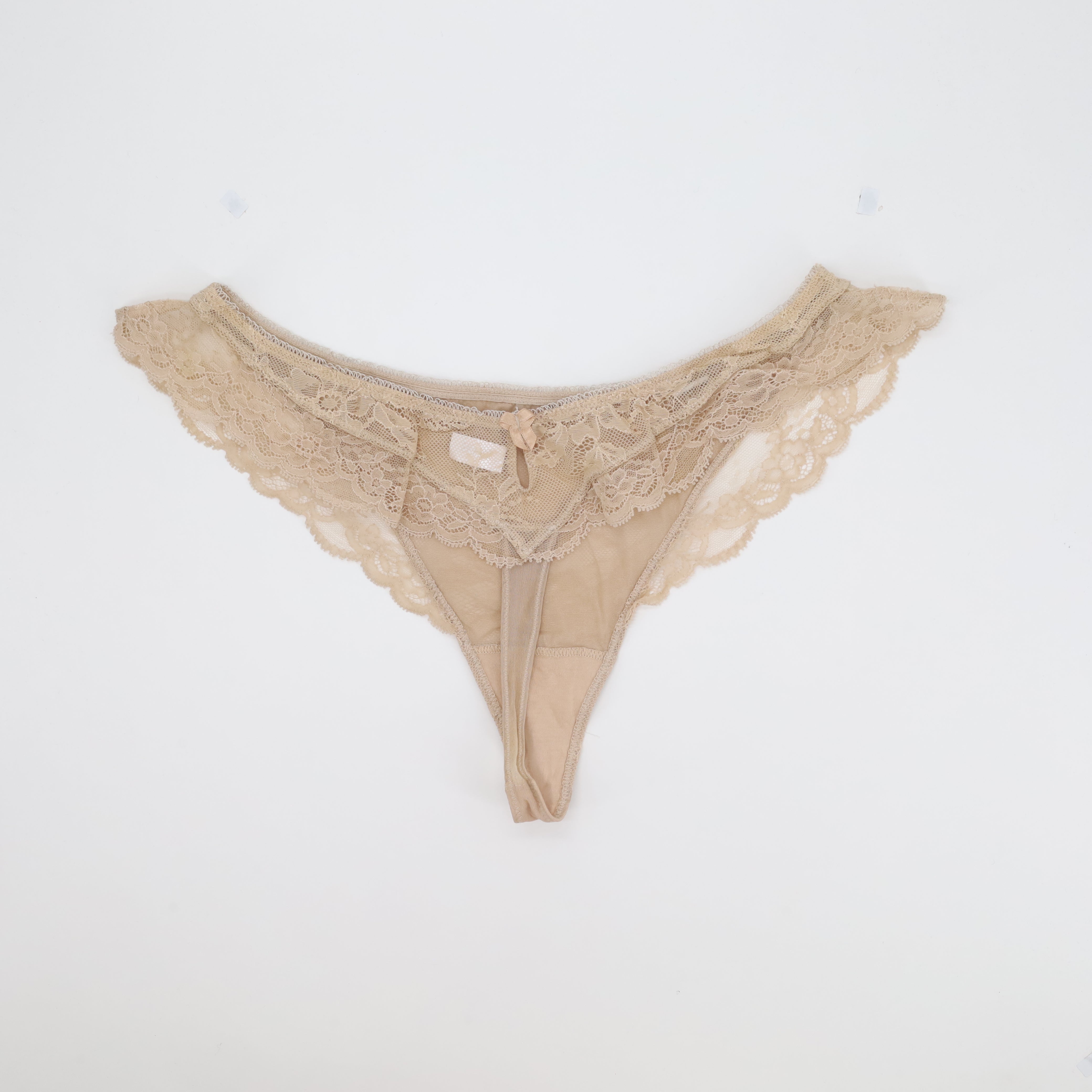 String Simone Pérèle Beige