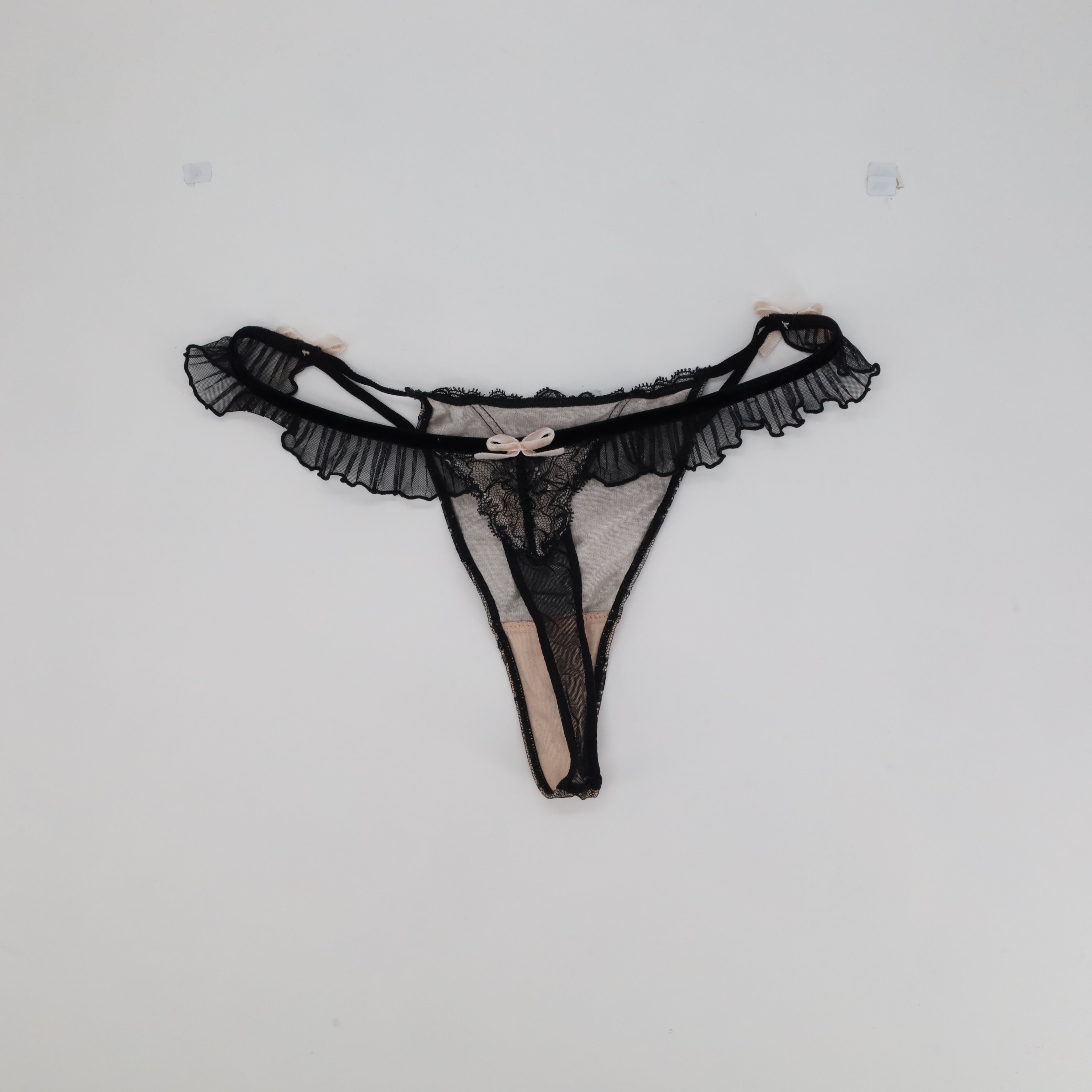 String Chantelle Noir