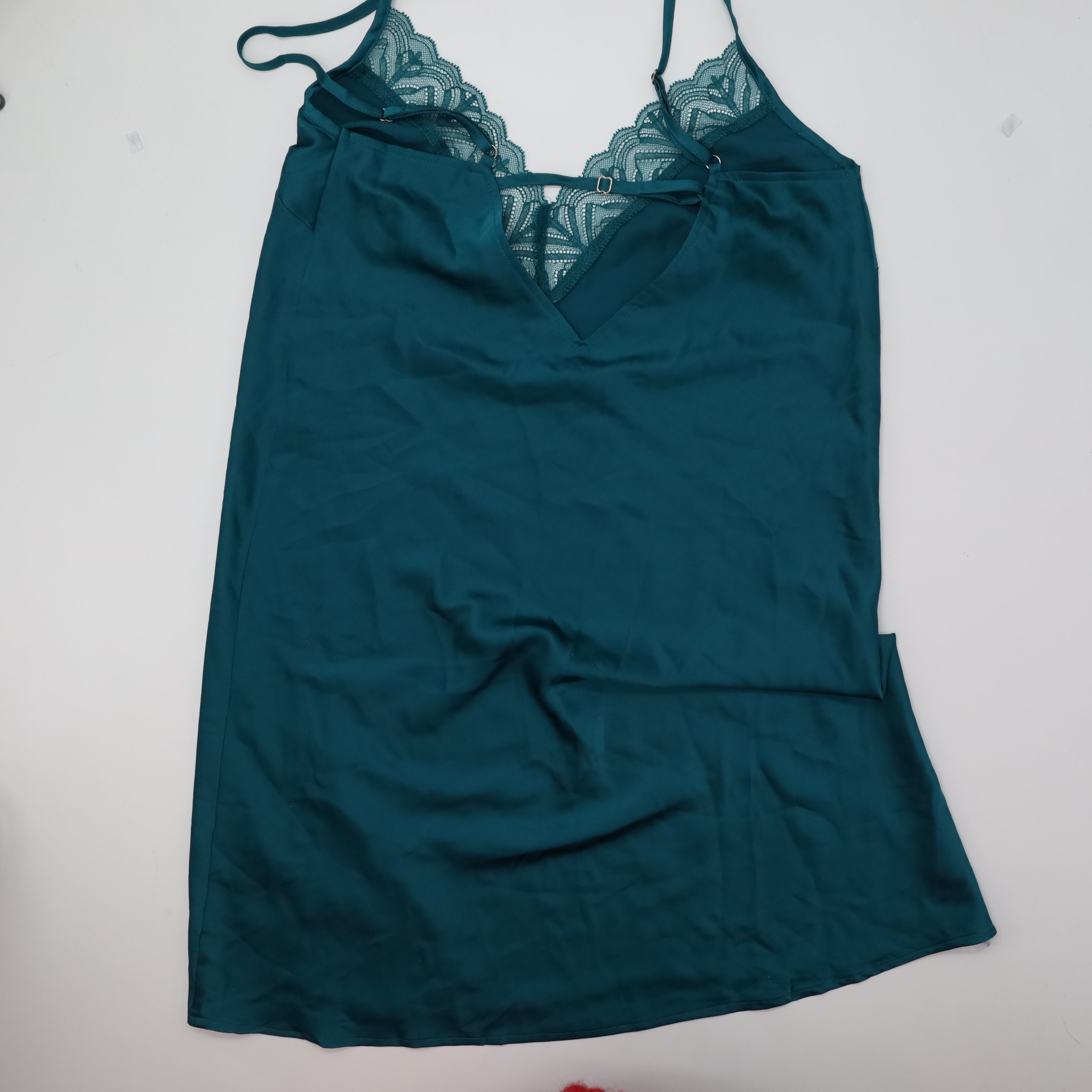 Nuisette RougeGorge Bleu