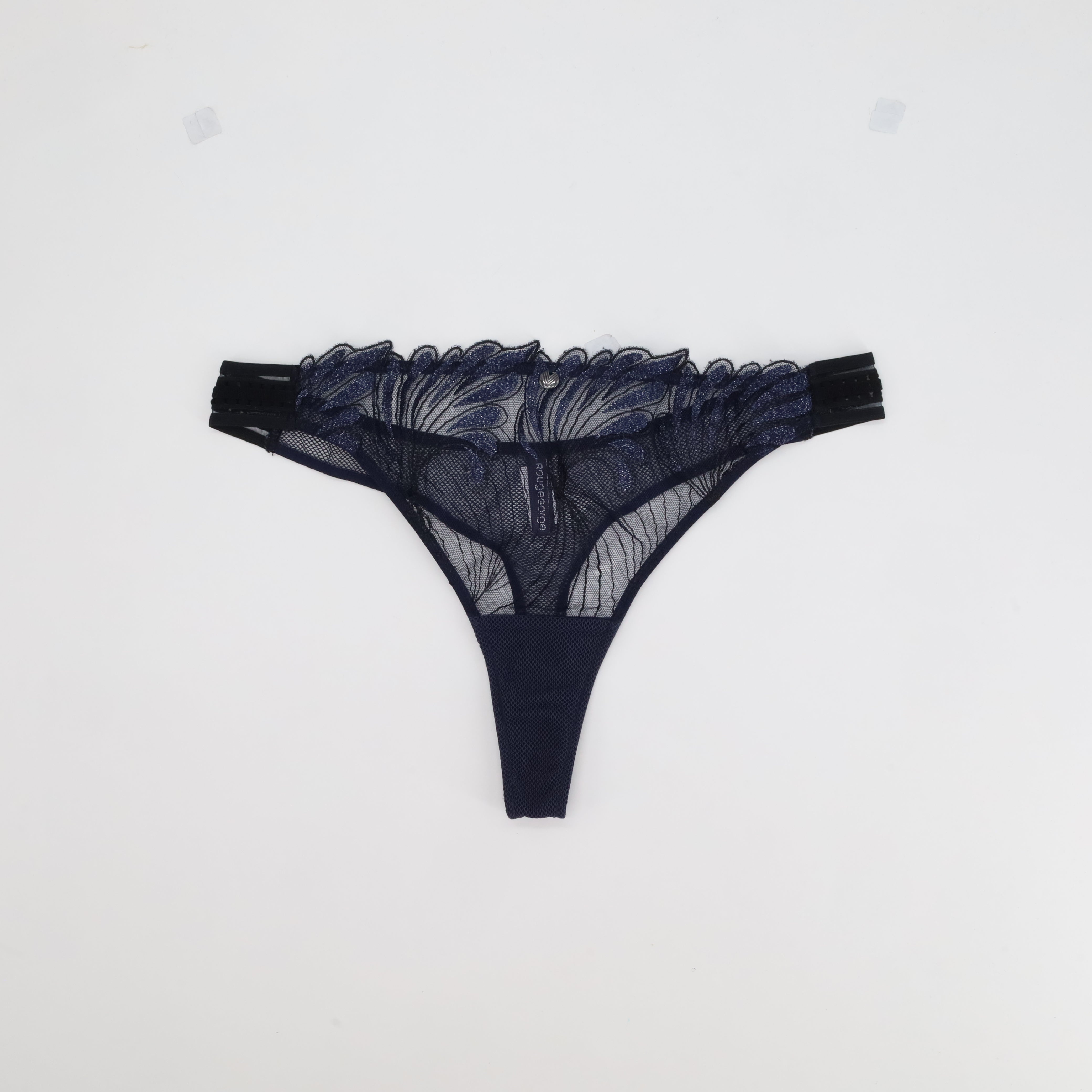 String RougeGorge Bleu