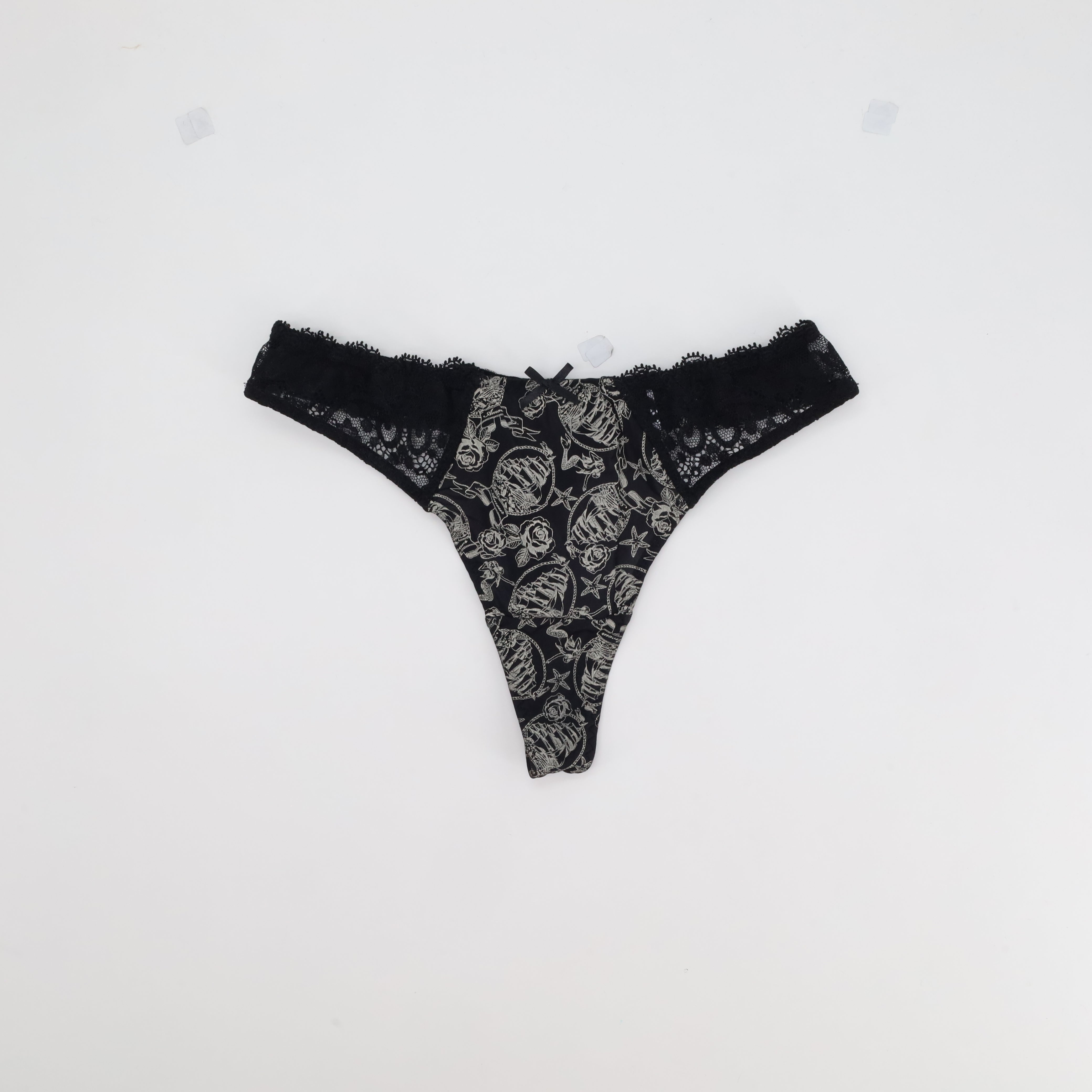 String Aubade Noir