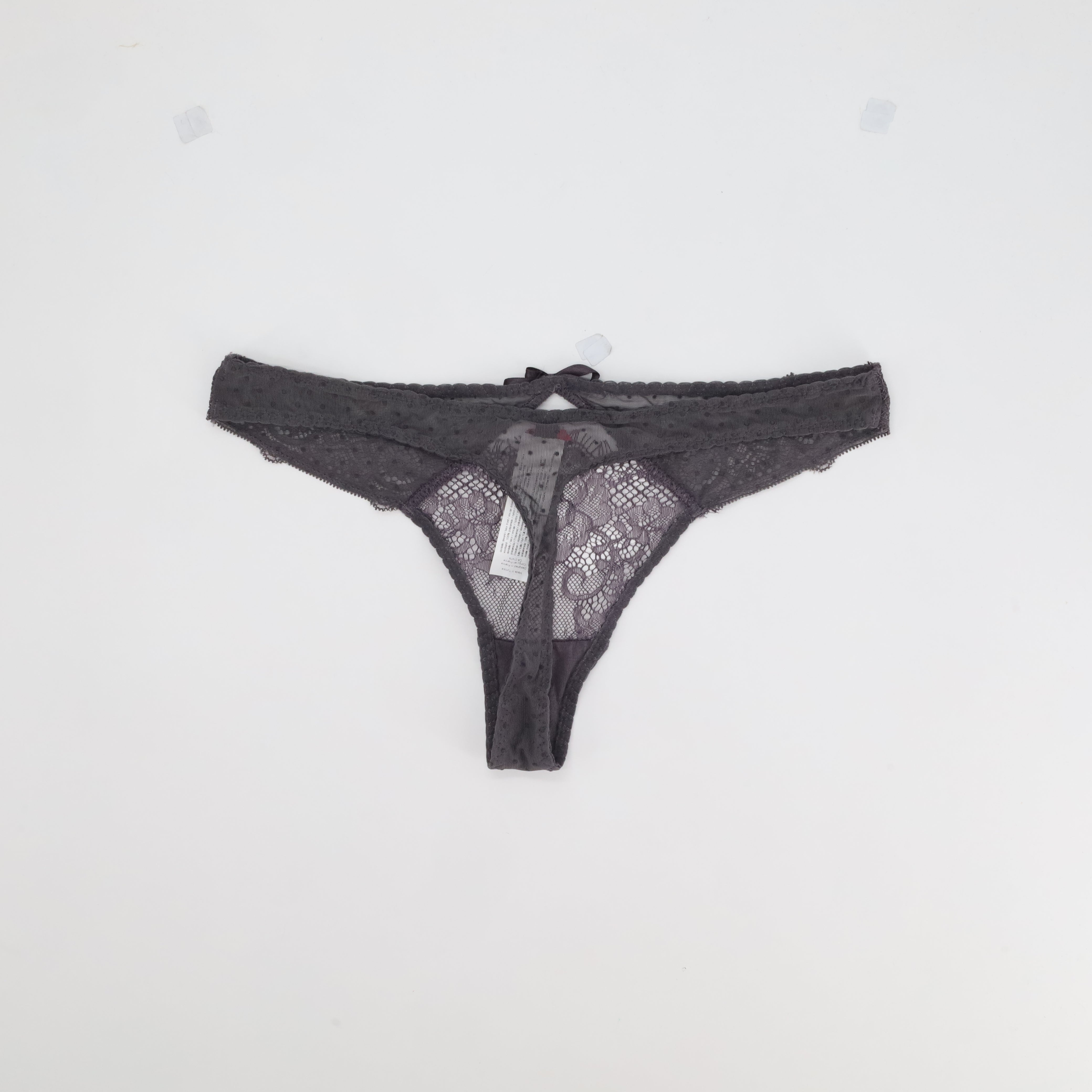 String Passionata Gris