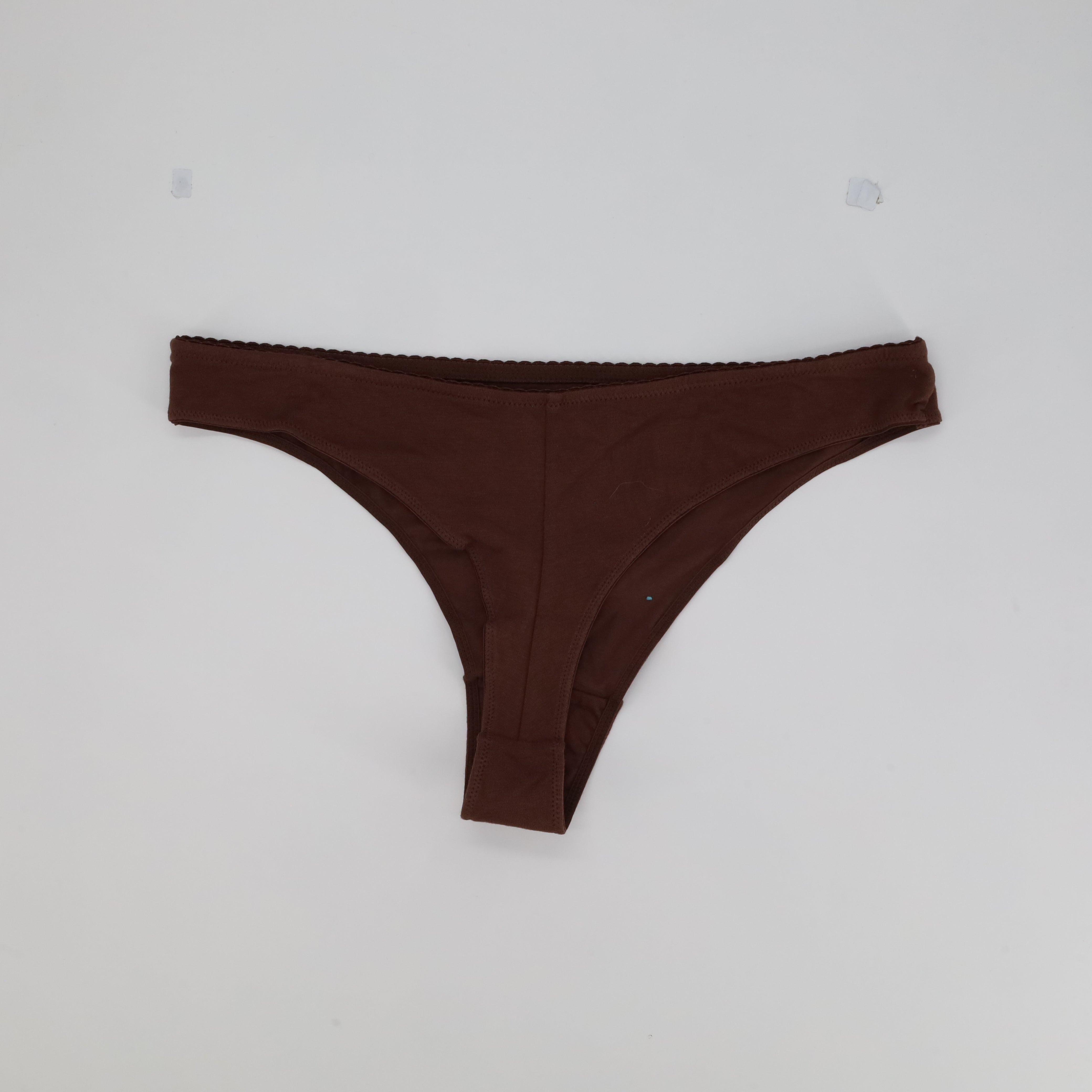 String Leel Marron