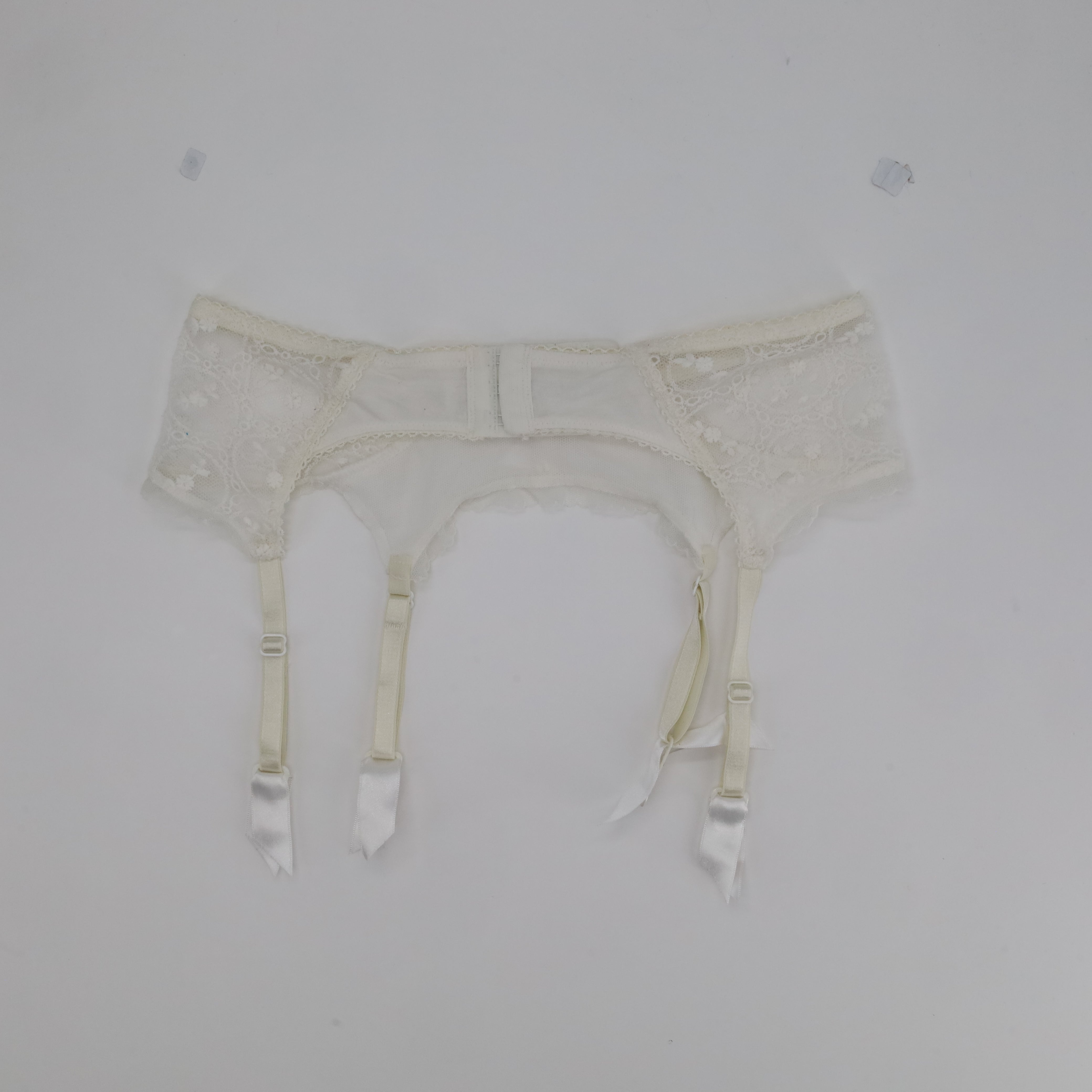 Porte-jarretelles Huit Blanc