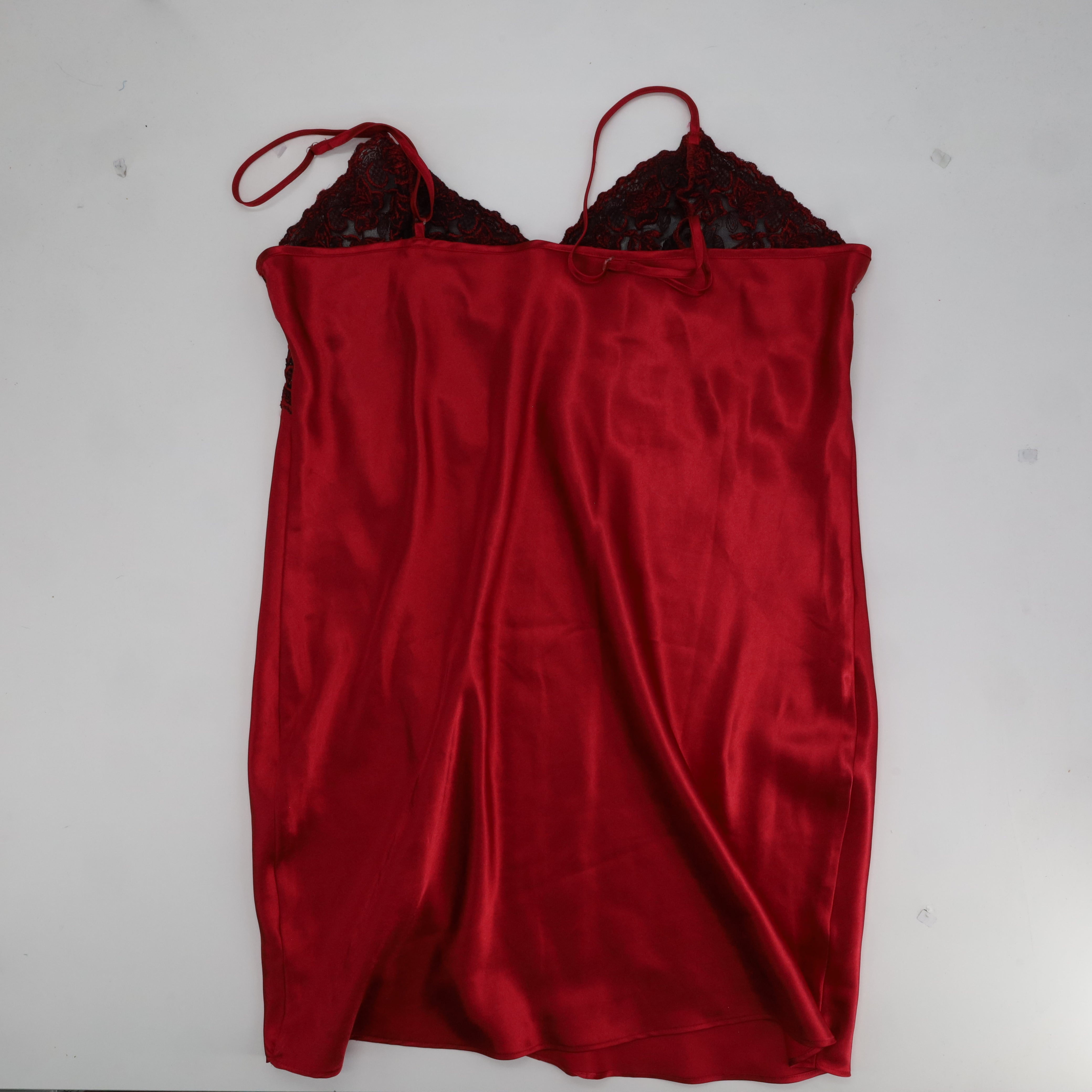 Nuisette Feminissime Rouge