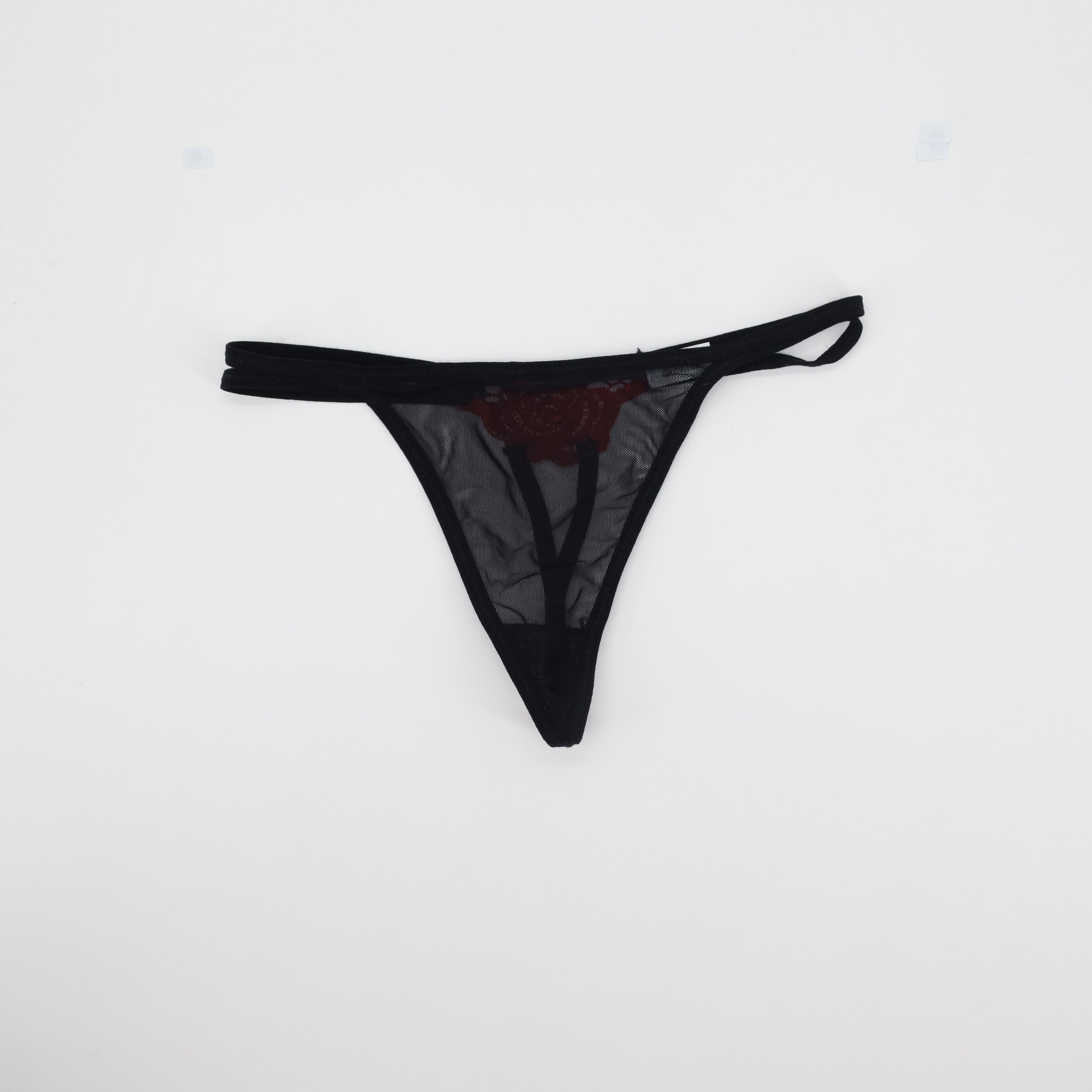 String Marque inconnue Noir