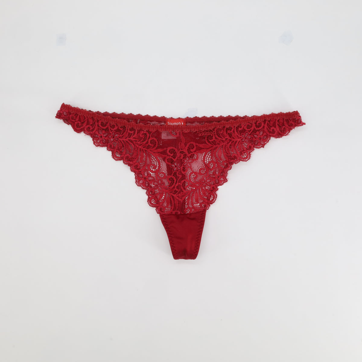 String Triumph Rouge