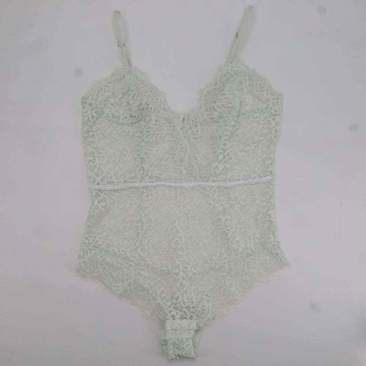 Body RougeGorge Blanc