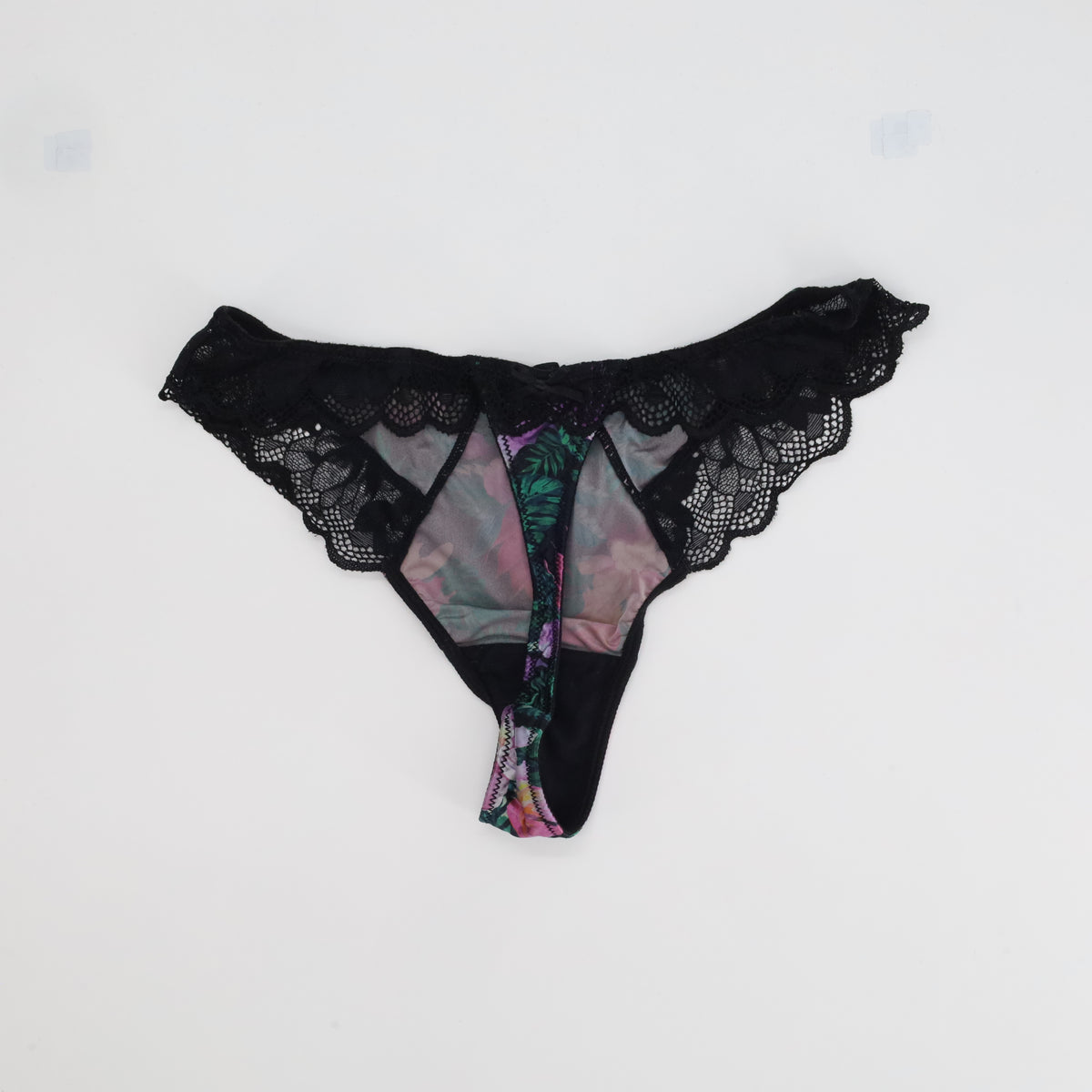 String RougeGorge Vert