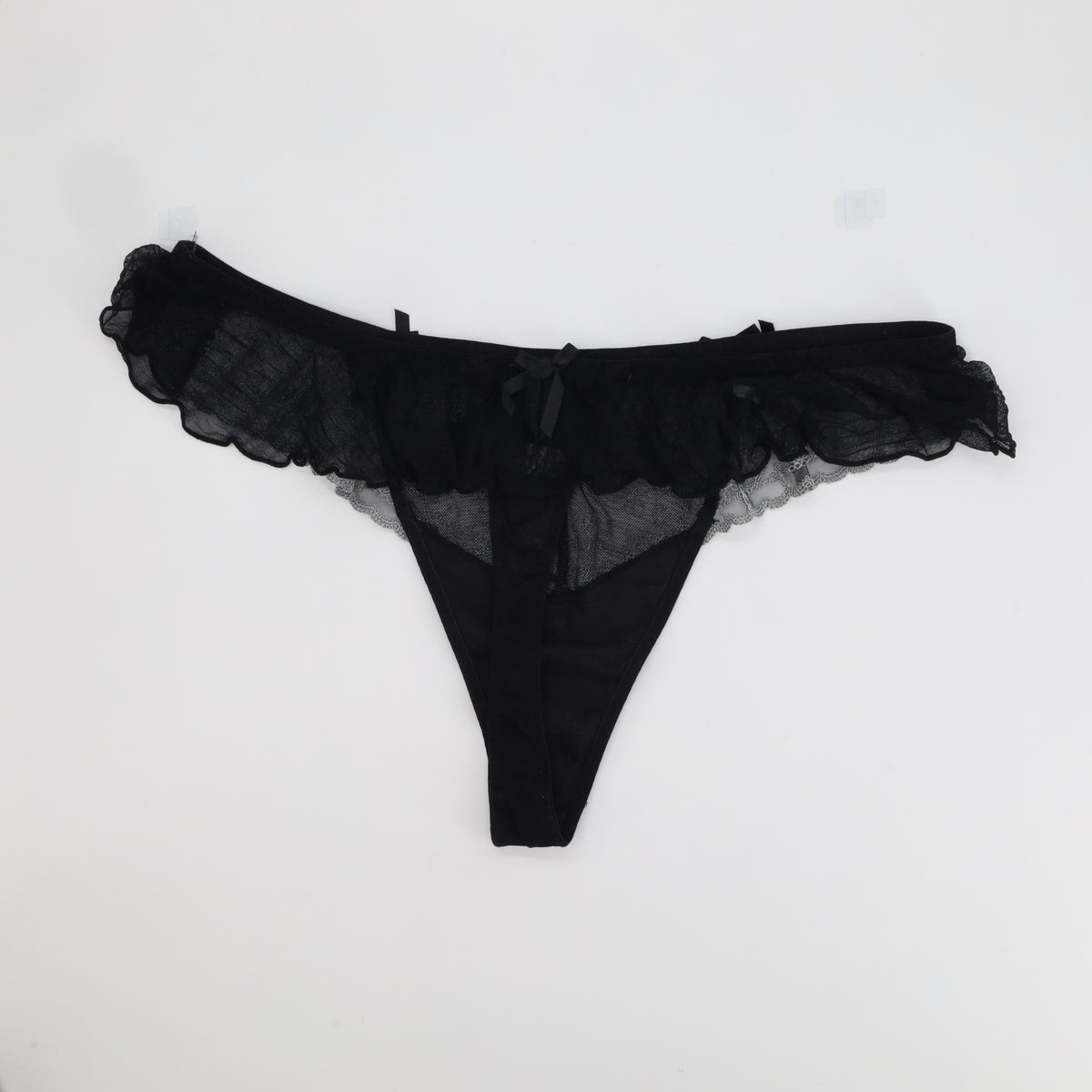 String Sans Complexe Noir
