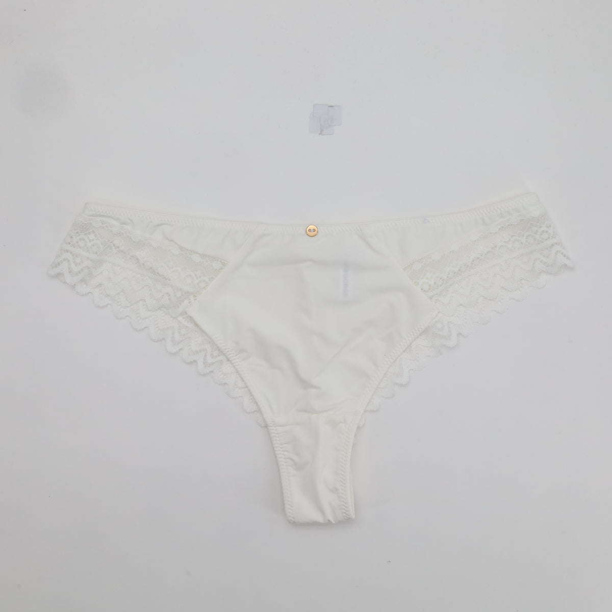 Tanga RougeGorge Blanc