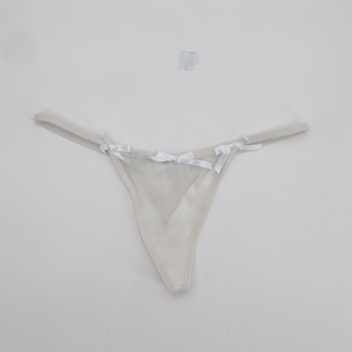 String Blanc