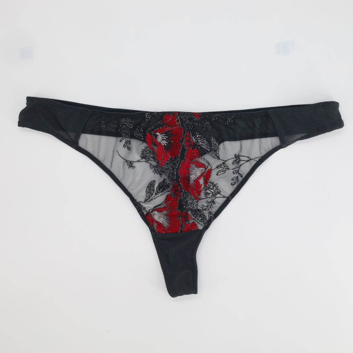 String RougeGorge Gris